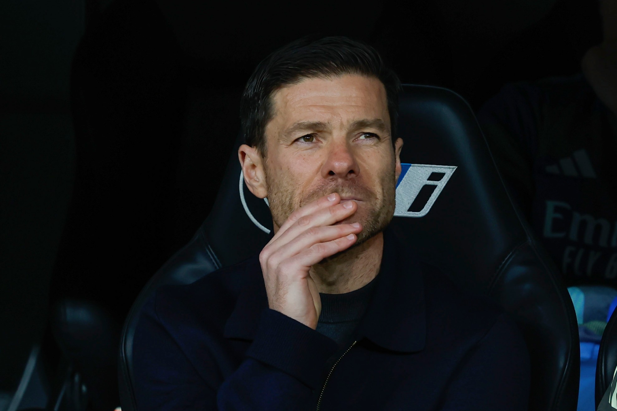 Xabi Alonso, en el banquillo del Bernabéu.