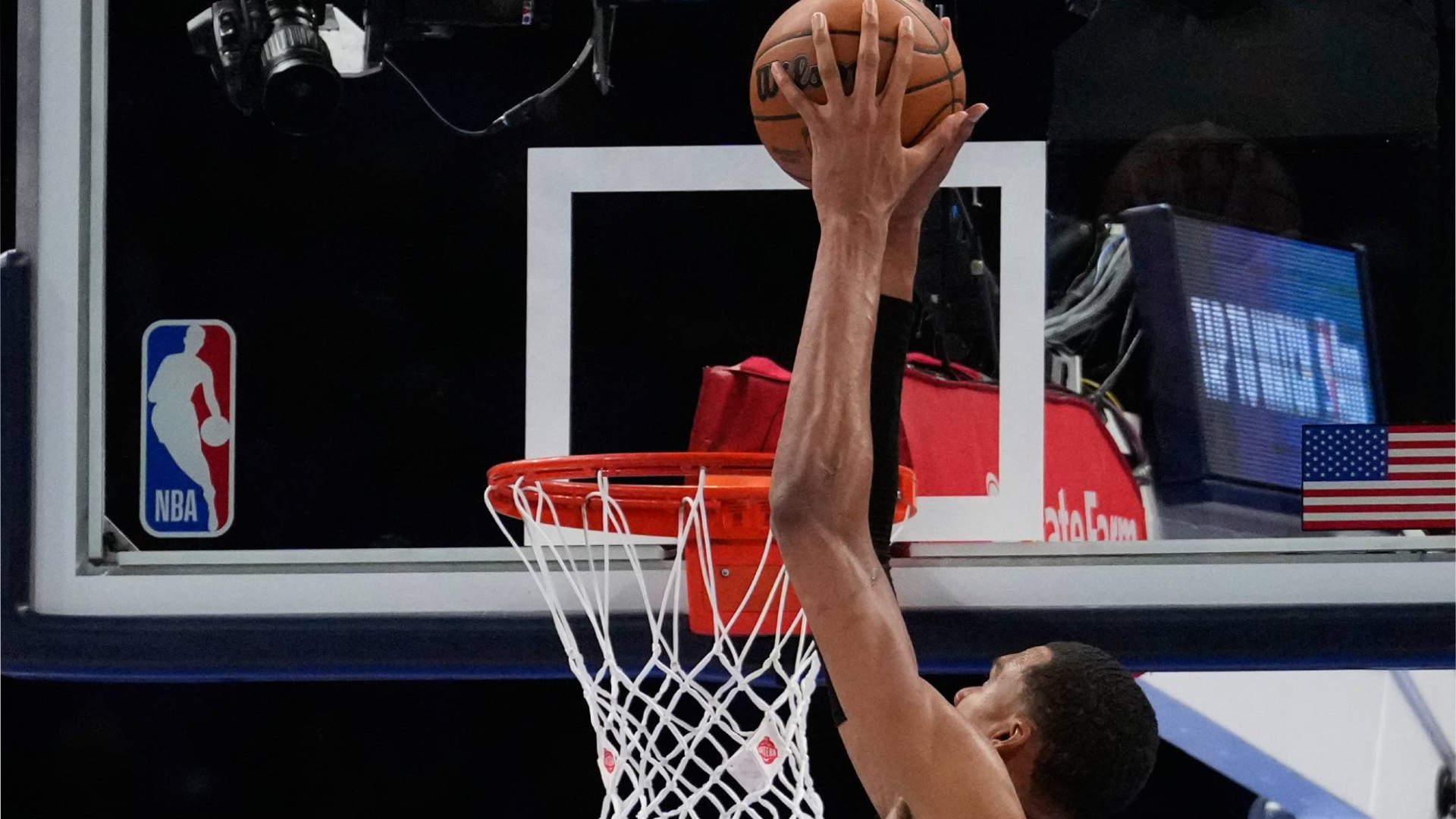 Thunder 115-122 Spurs (0-1)  NBA Playoffs