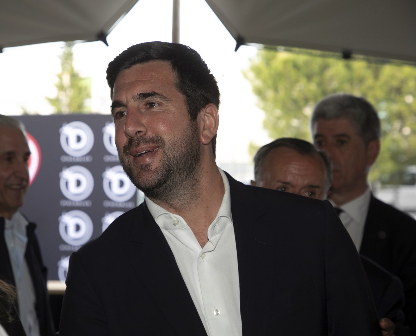 El presentador de La Tribu valora la posible candidatura del empresario a las elecciones del Real Madrid.
