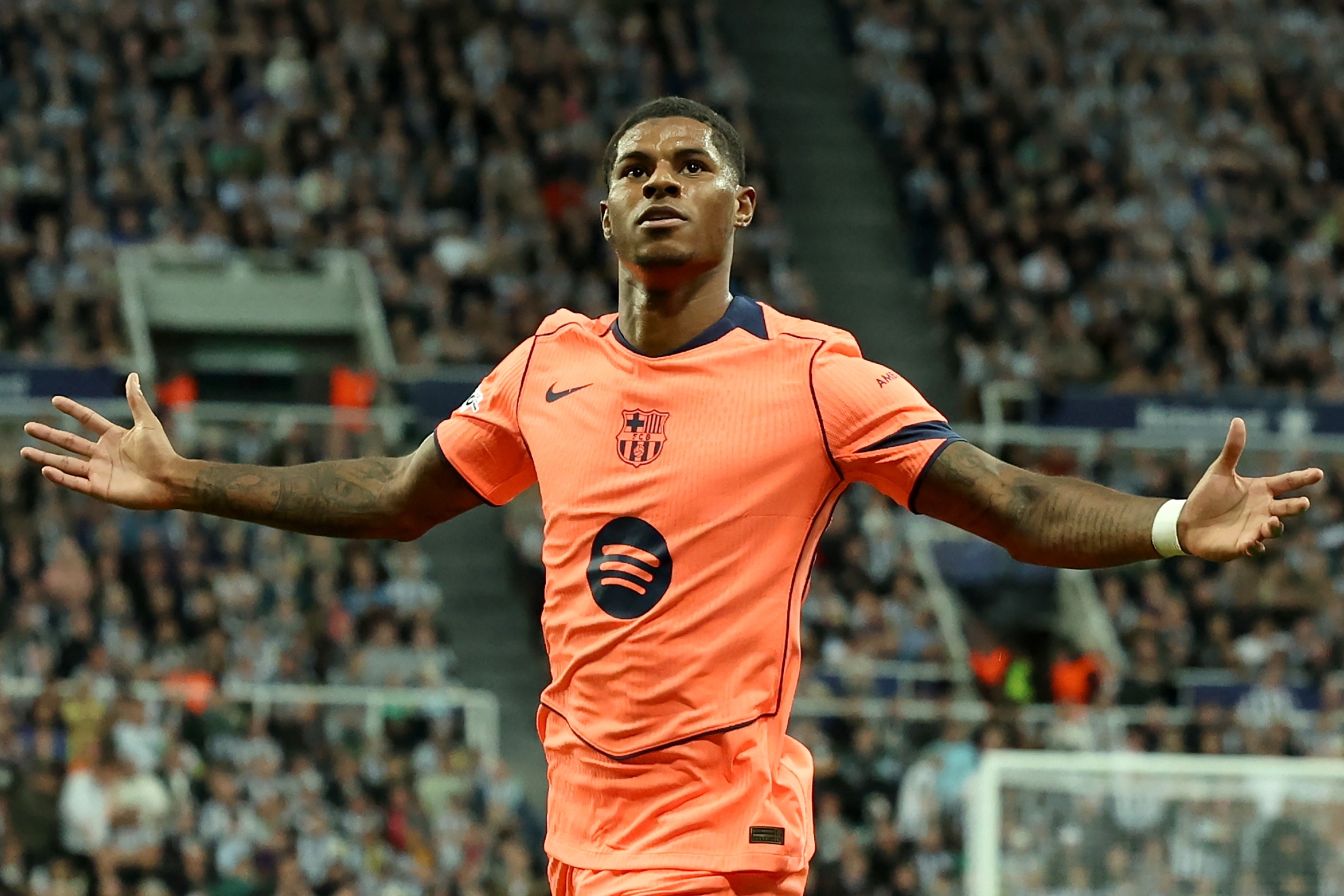 Rashford celebra un gol con el Barcelona.