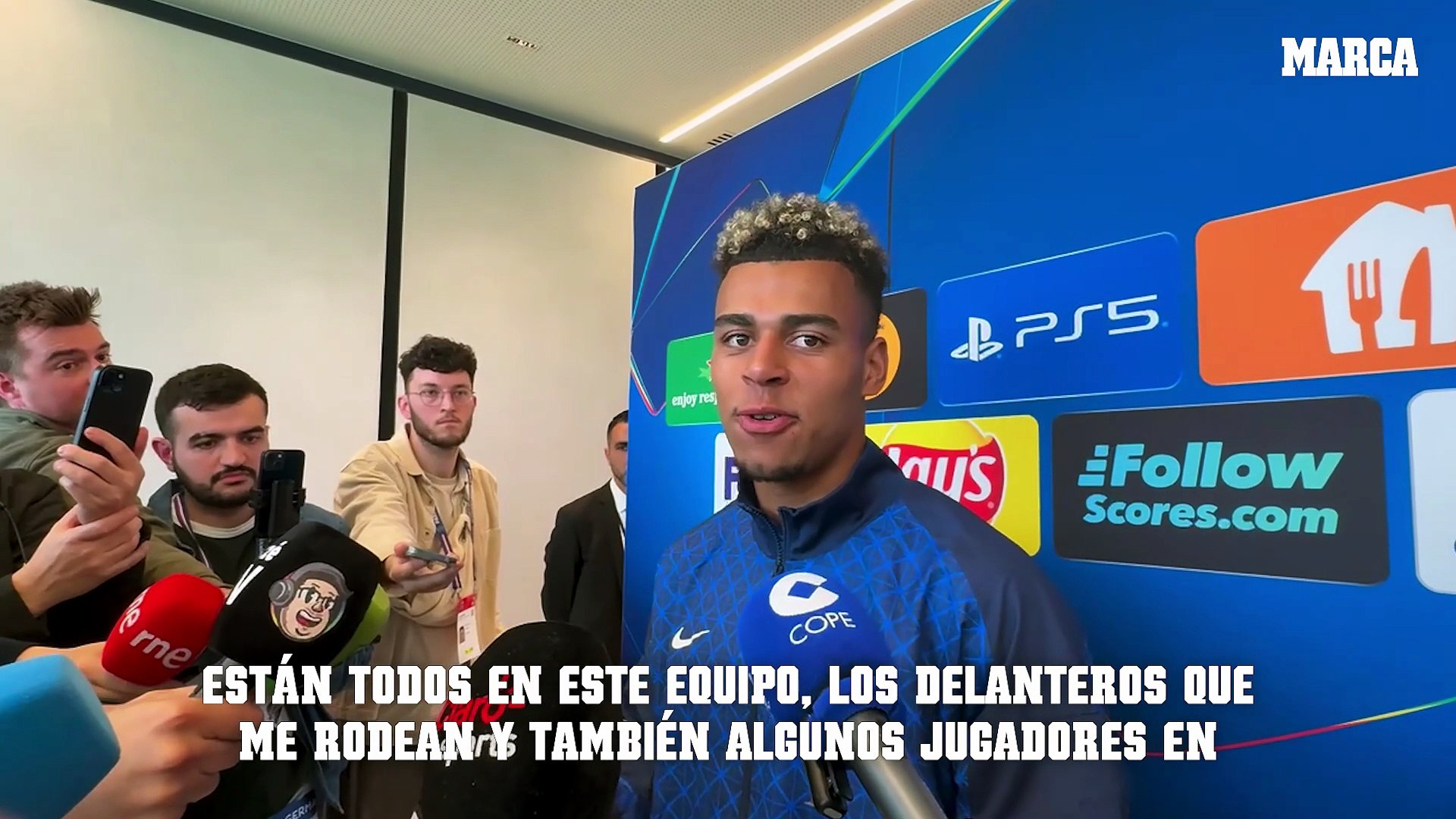 Doué desvela a MARCA los jugadores en los que se inspira