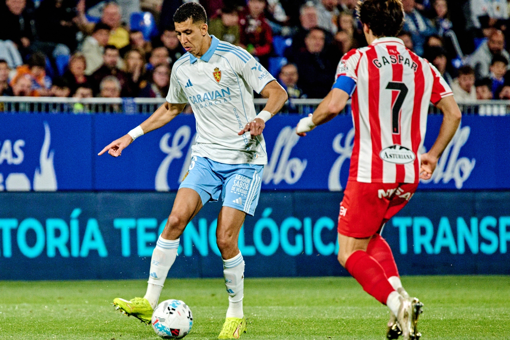 El Yamiq, durante un partido.