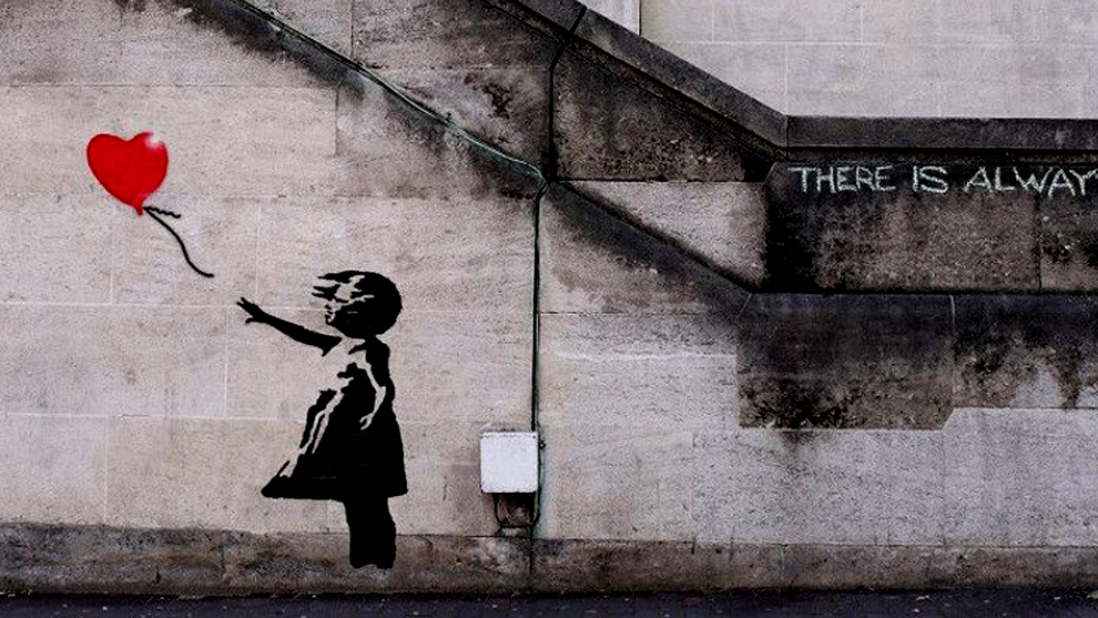 Ο διάσημος πίνακας του Banksy «Το κορίτσι με το μπαλόνι» σε τοιχογραφία.