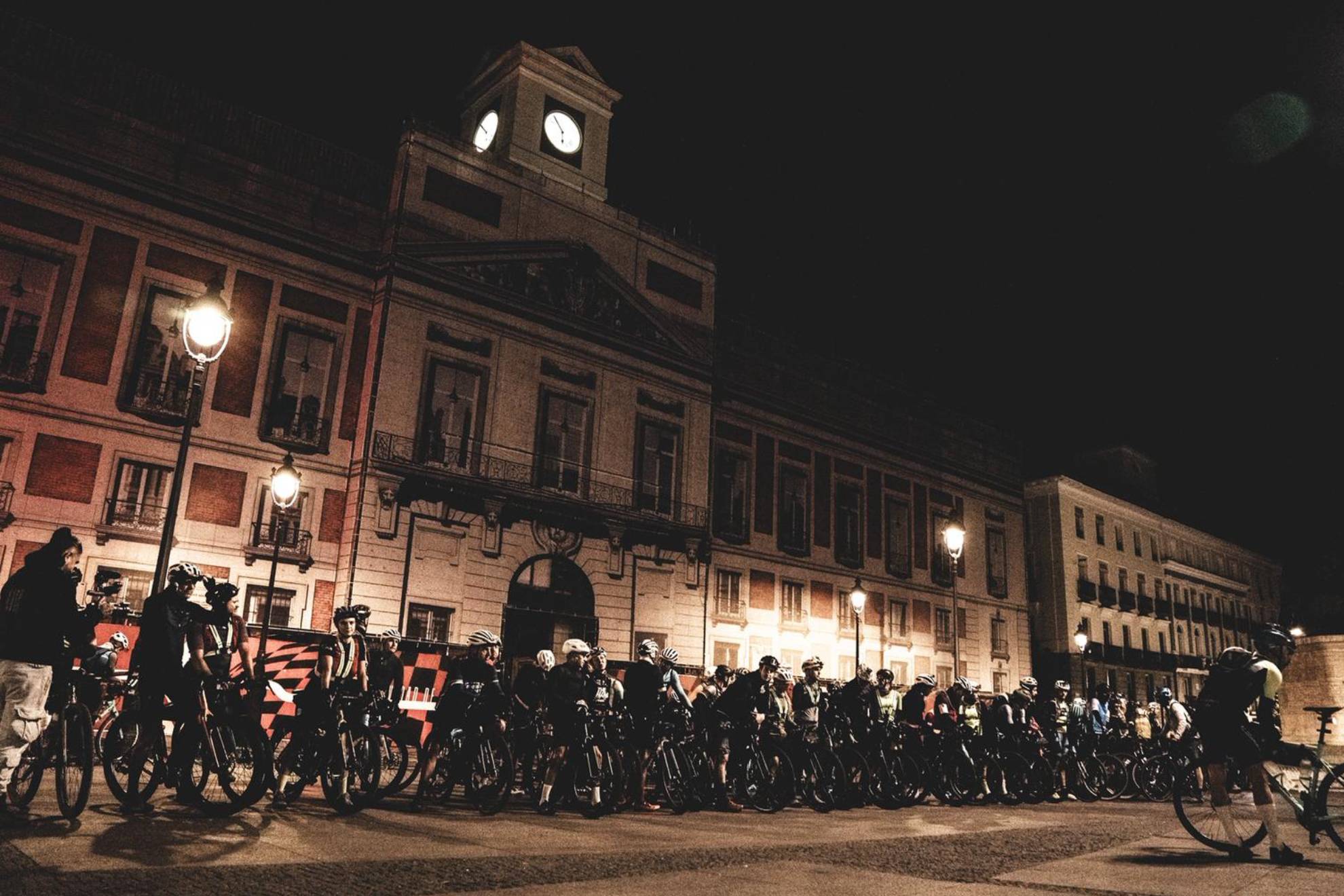Una imagen de una salida en la Puerta del Sol