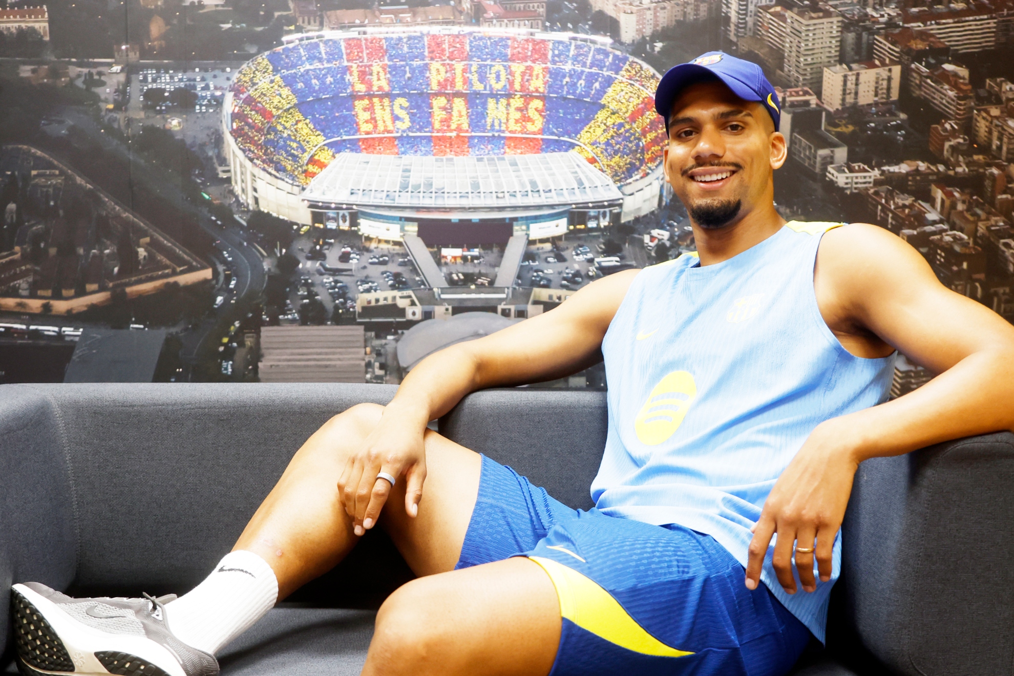 Ronald Araujo, captain of Barcelona.