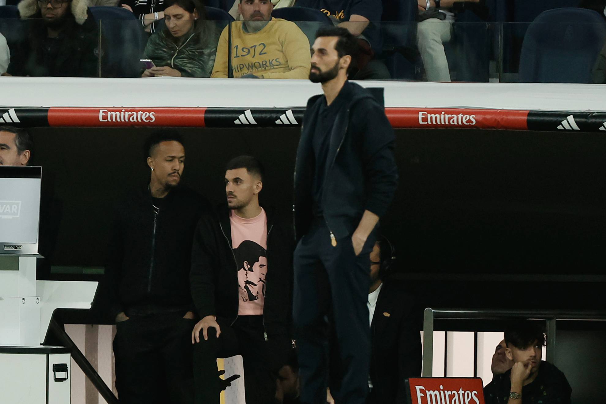 Ceballos, fuera de convocatoria, en los minutos finales de un partido en el Bernabéu.