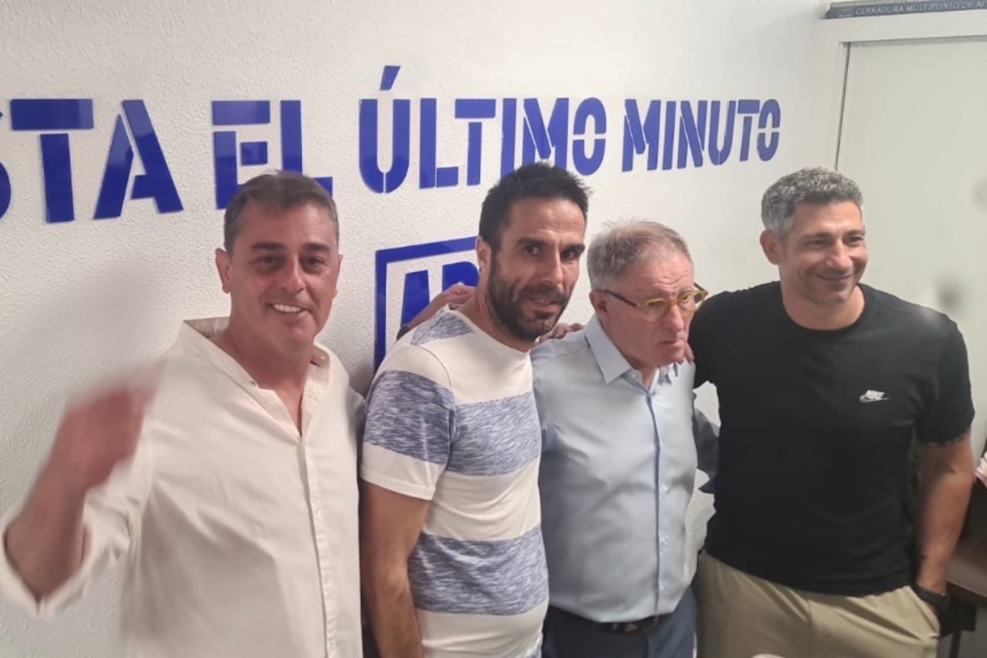 Titi, Rubén Sanz, Anquela y Nagore.