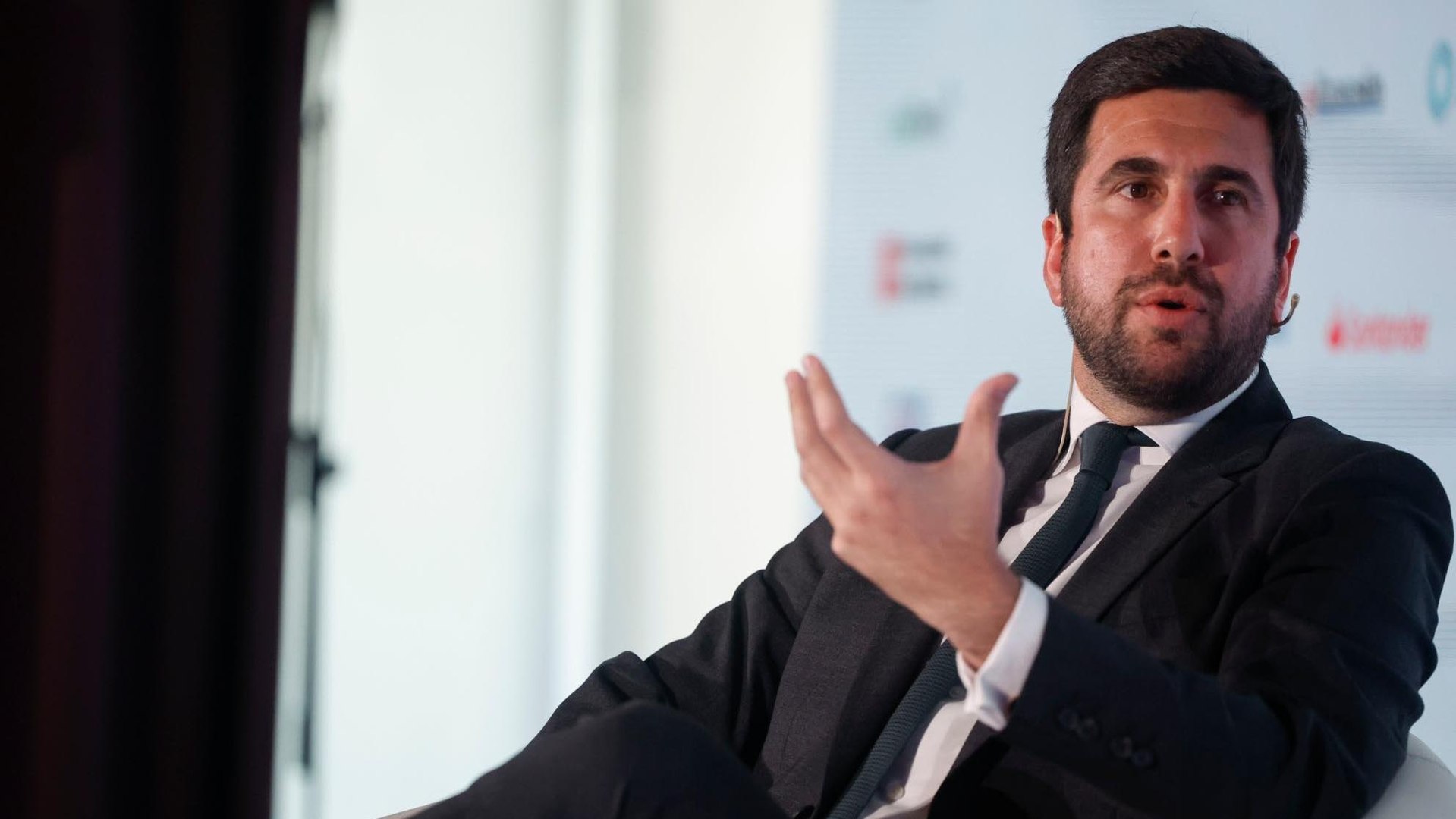 El presentador de Despierta San Francisco analizó el anuncio de Enrique Riquelme y cree que, aunque tiene muy complicado ganar a Florentino Pérez, puede empezar a construir una alternativa de futuro.