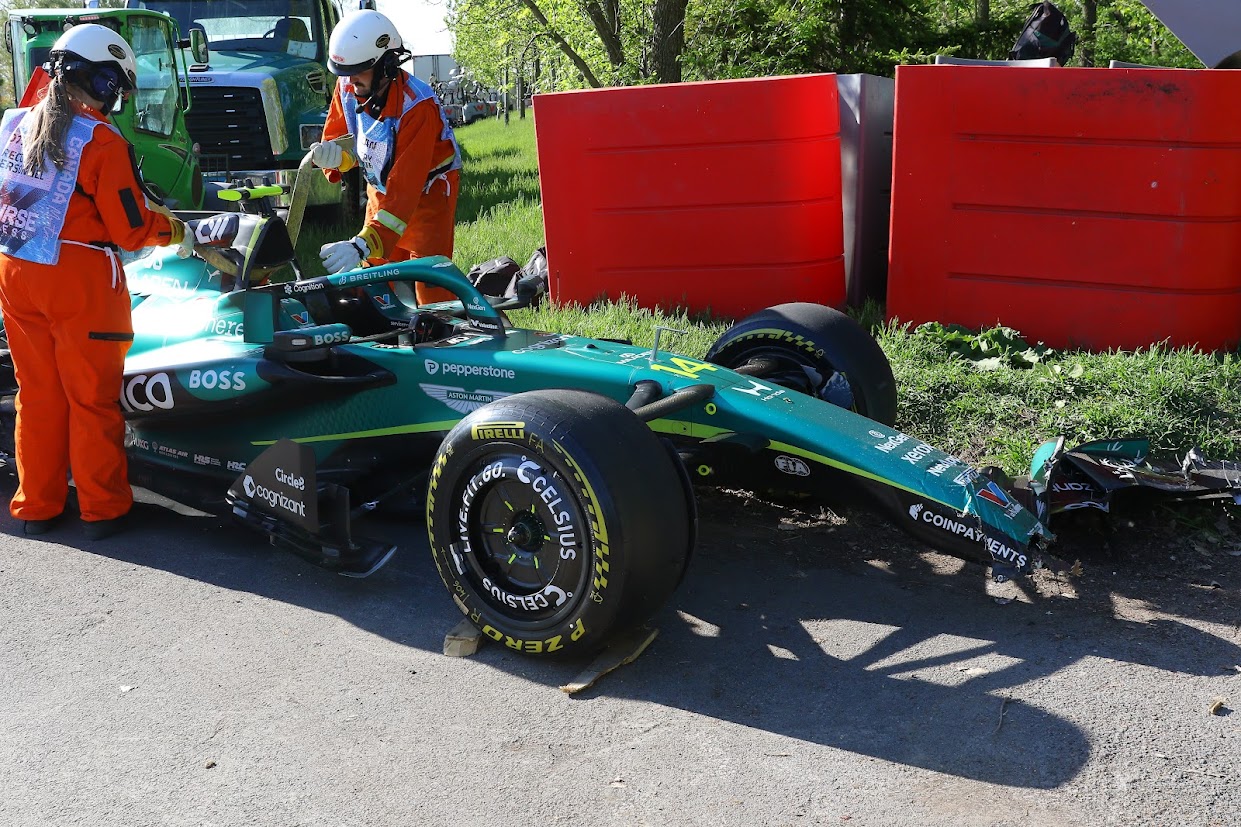 Sin consecuencias Daños en el coche de Alonso tras el accidente. RV RACING PRESS Actualizado: 23/05/2026 07:14 horas