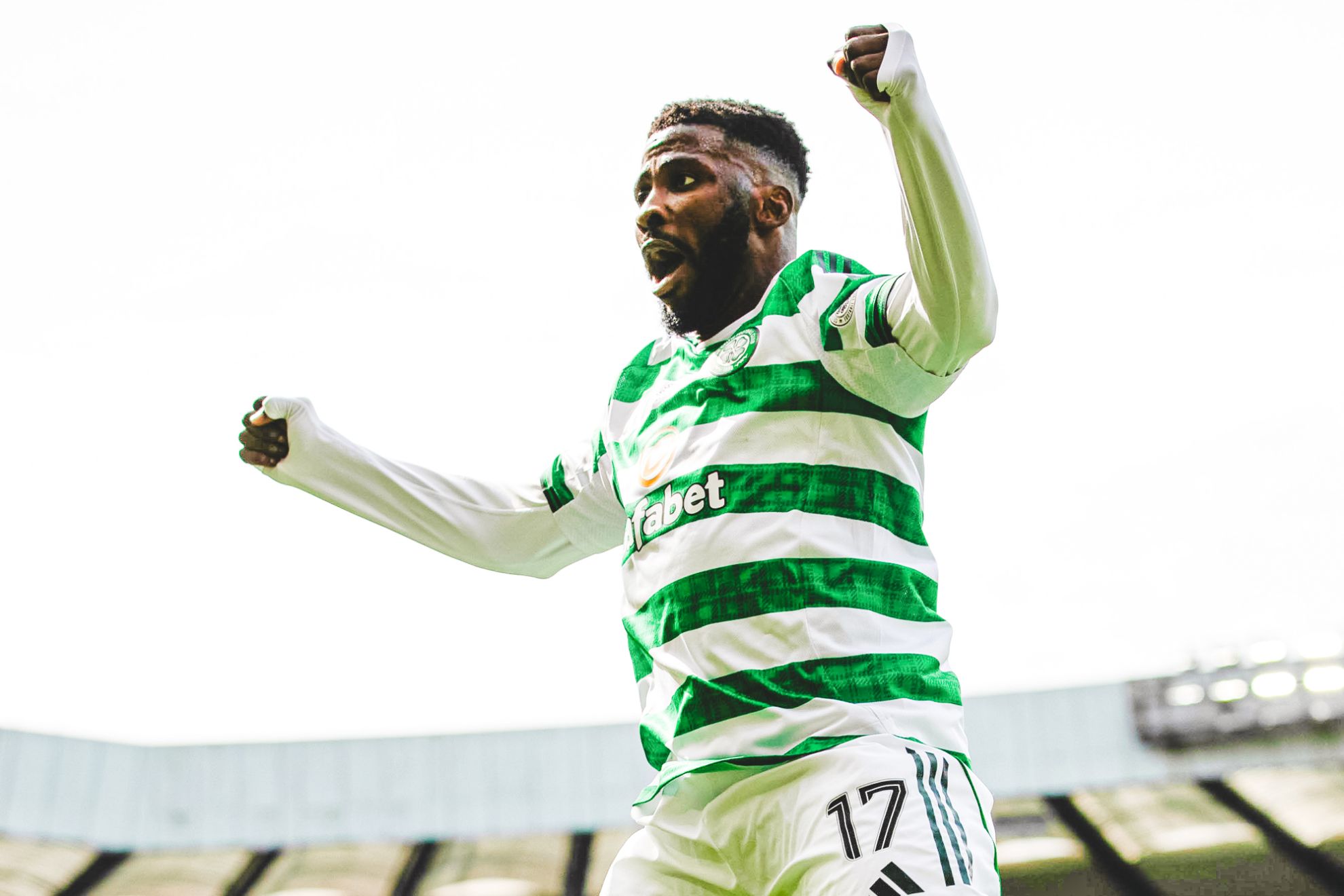 Iheanacho celebra su gol en la final