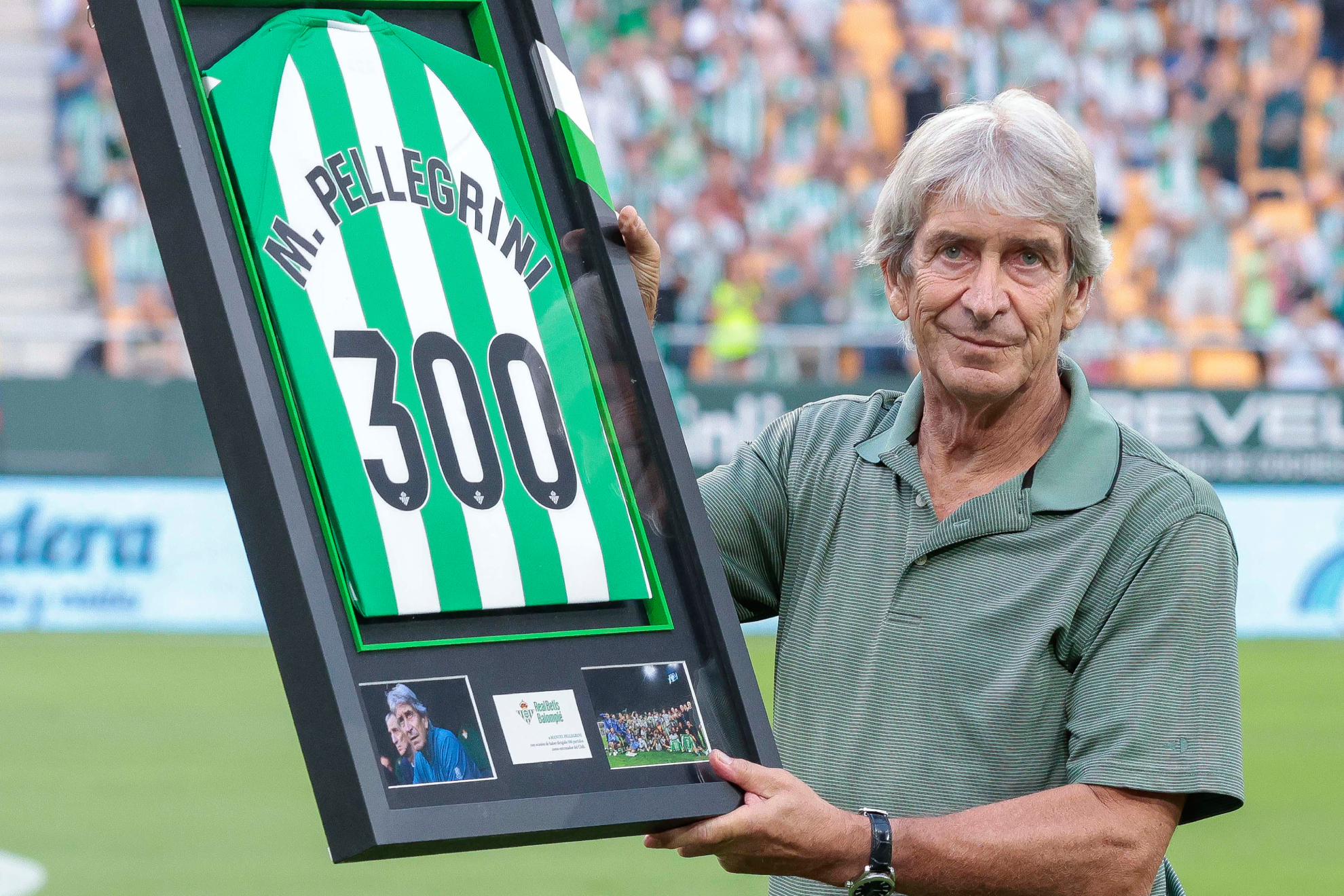 Pellegrini, homenajeado por el Betis