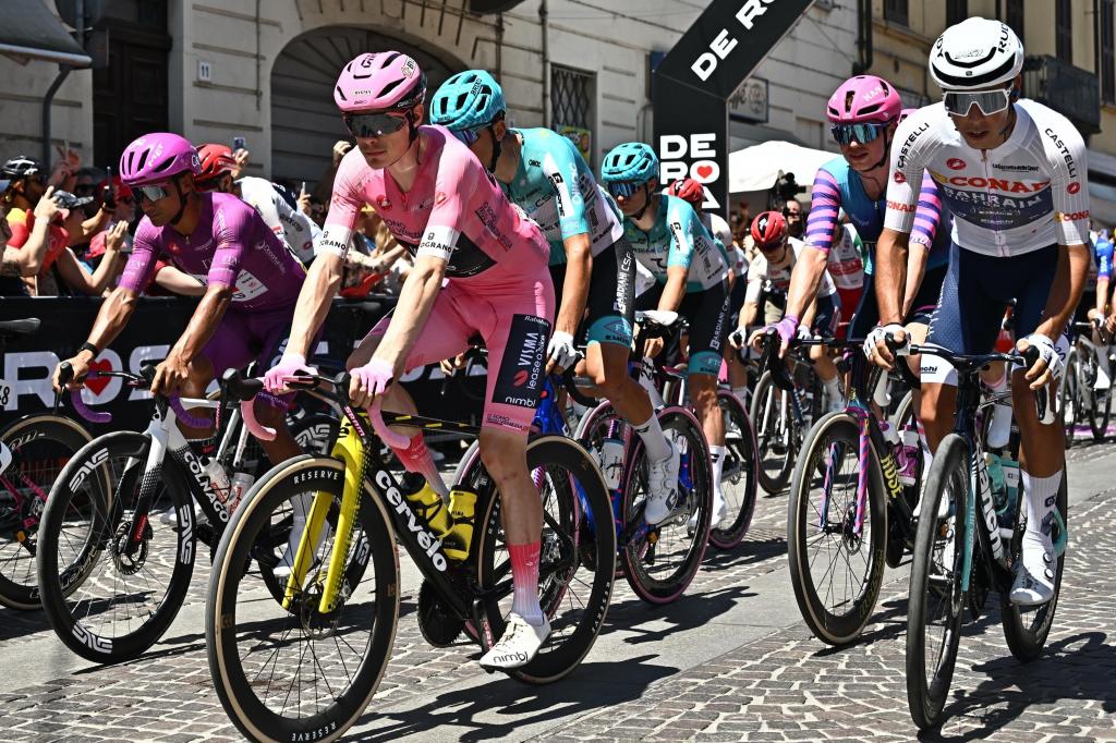 Jonas Vingegaard, durante la etapa 15 del Giro de Italia.