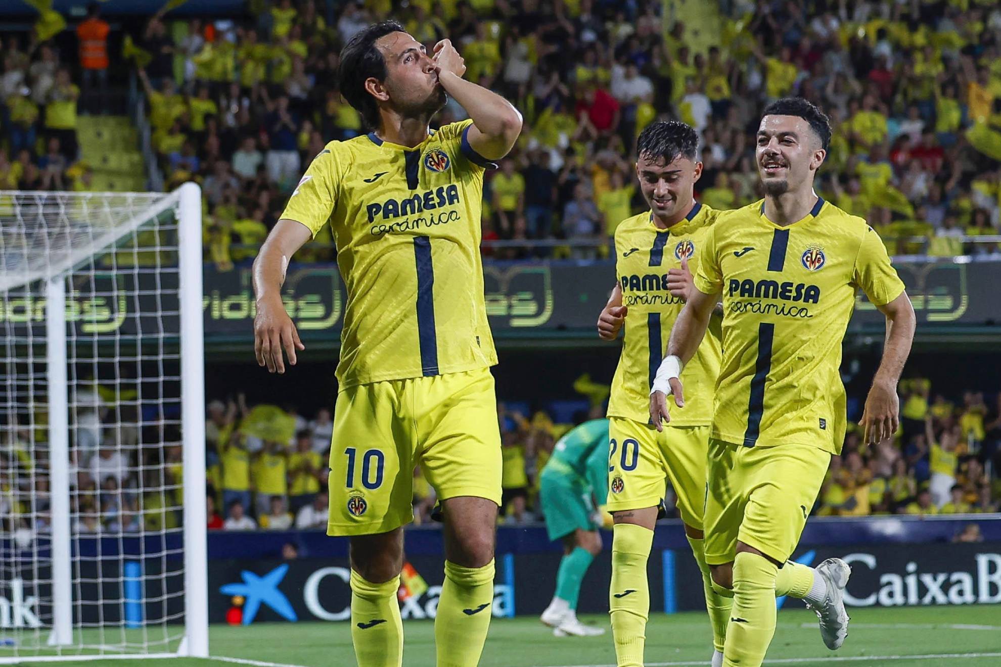 Dani Parejo celebra su gol ante el Atlético.