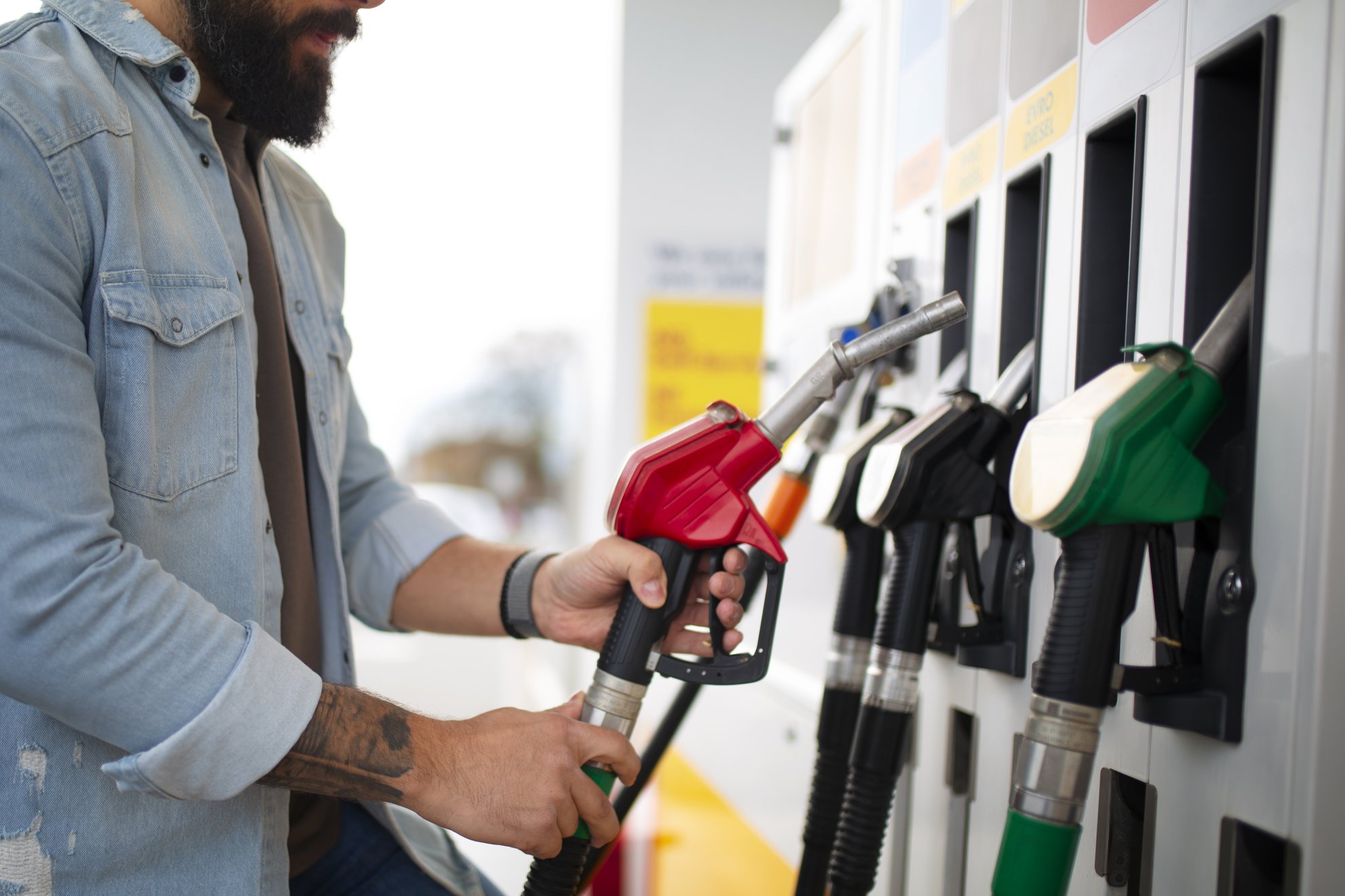 El ahorro efectivo en nuestro bolsillo aún tardará unos días en notarse.