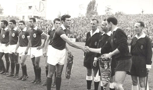 La primera final europea del Barcelona Benfica 3 - 2 Barcelona (1961) FC BARCELONA Actualizado: 27/05/2026 19:35 horas
