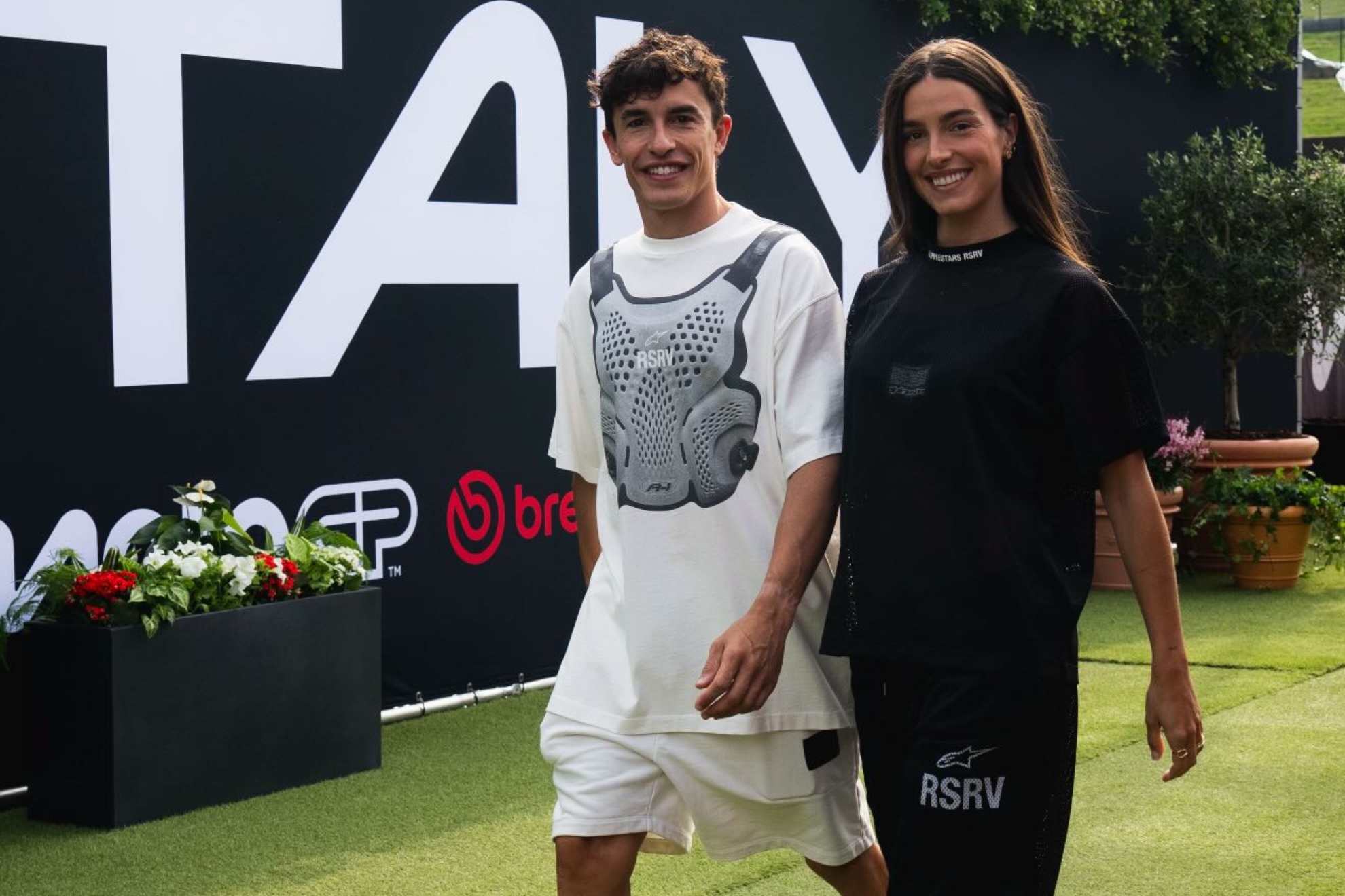 Marc Márquez y su novia, Gemma Pinto, en Mugello. INSTAGRAM