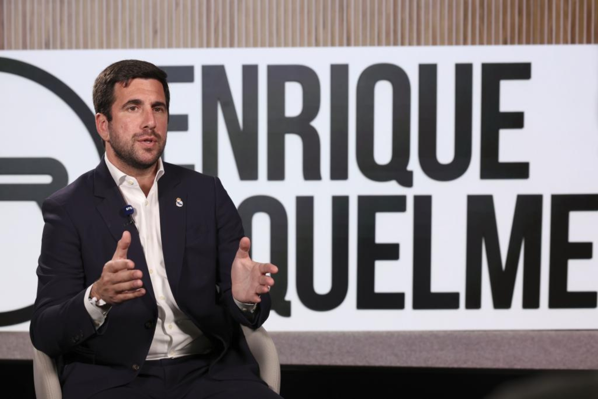 Enrique Riquelme, in an event.