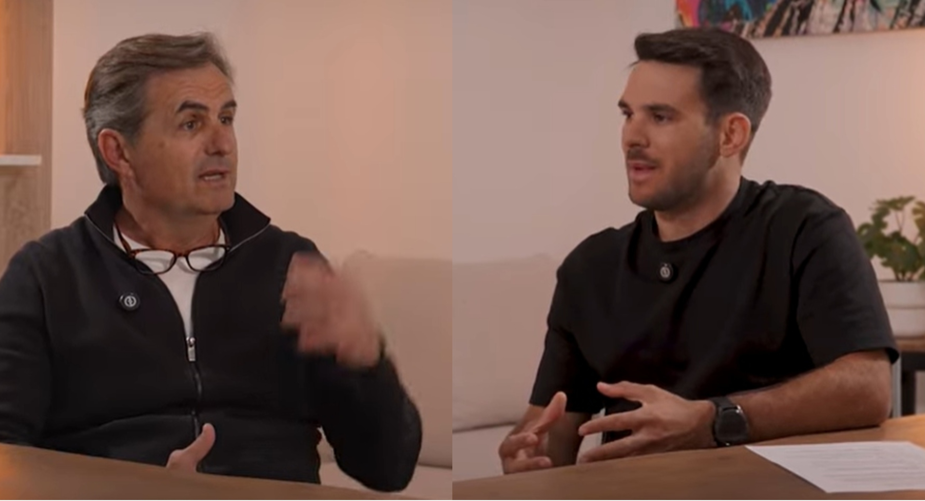 El agente Fede Marco con Carlos Carbonell 'Tropi' en su podcast 'En el Foco'