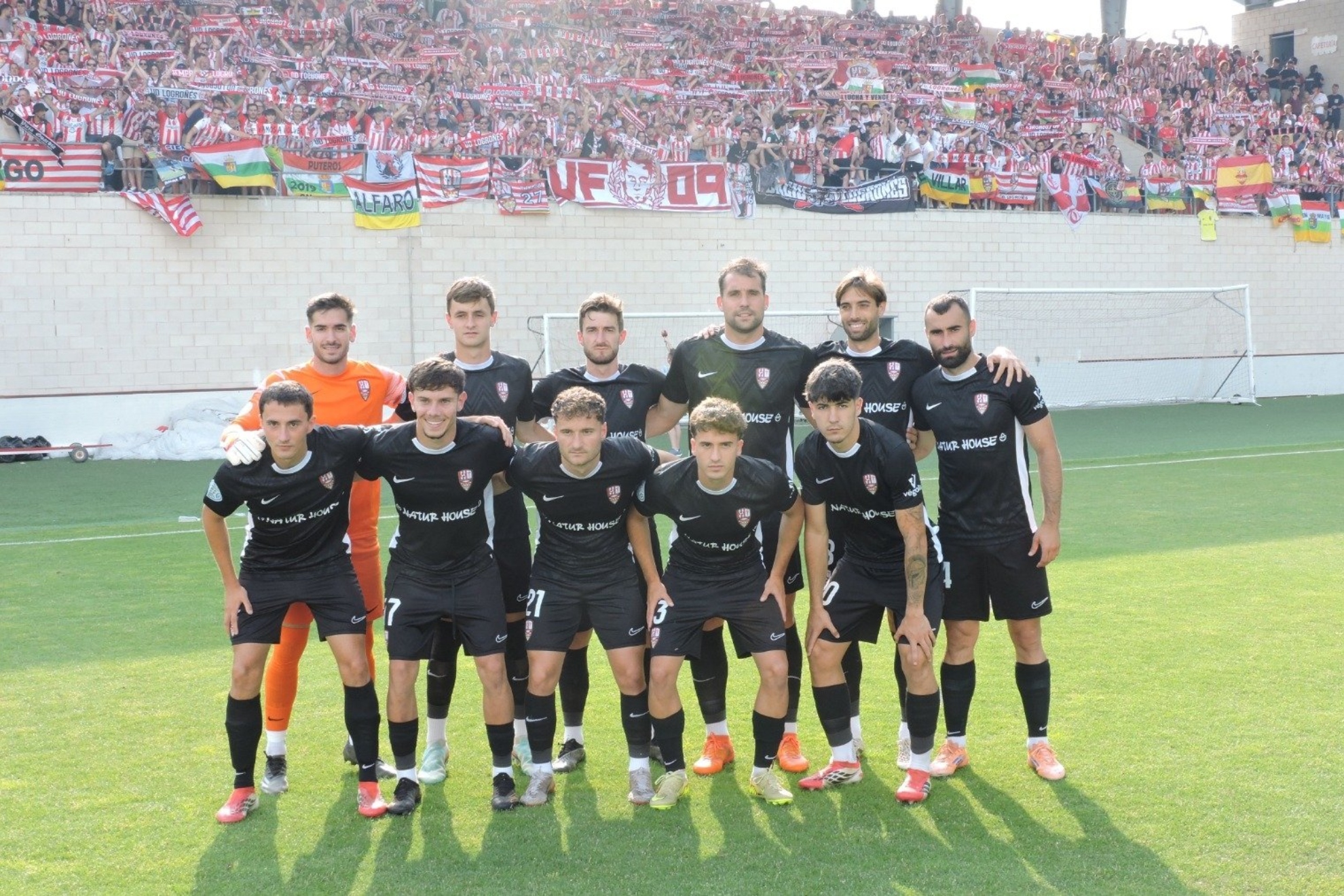 El once de la UD Logroñés ante el Sanse. UD LOGROÑÉS