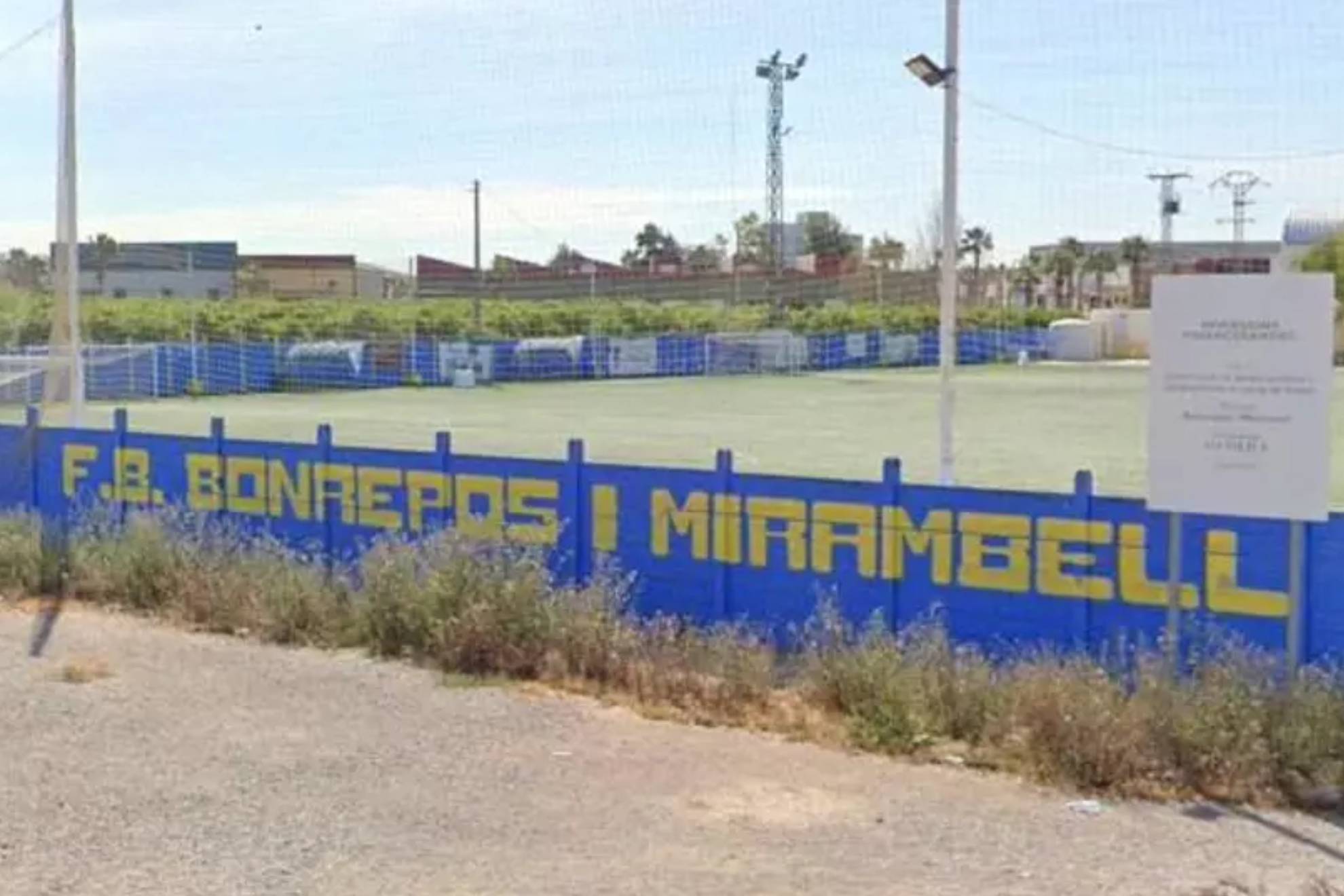 Polémica fiesta con stripper y menores de un equipo juvenil de Valencia: "El Bonrepòs i Mirambell ni autorizó ni tuvo conocimiento" Google Maps