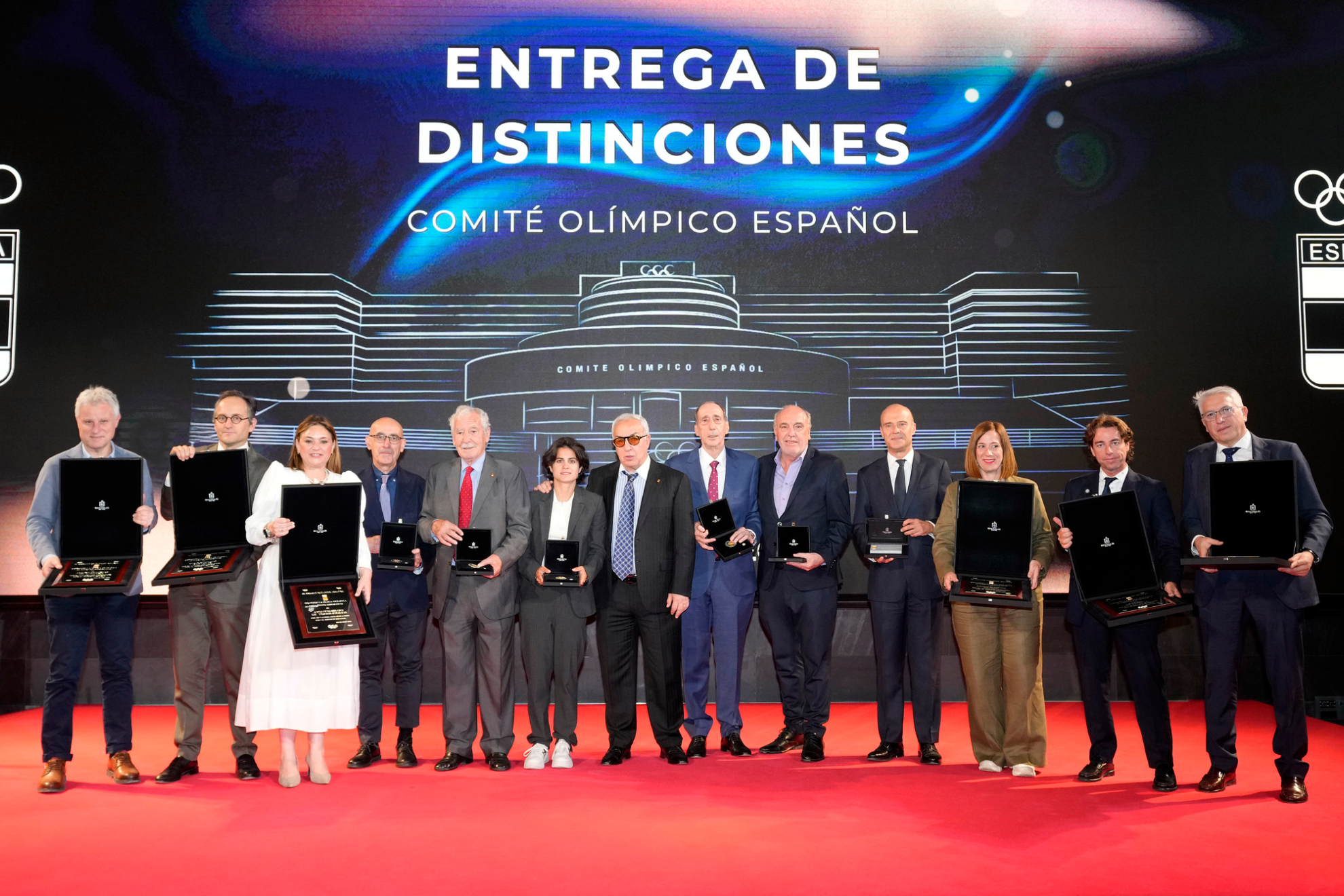 Los premiados por el COE.