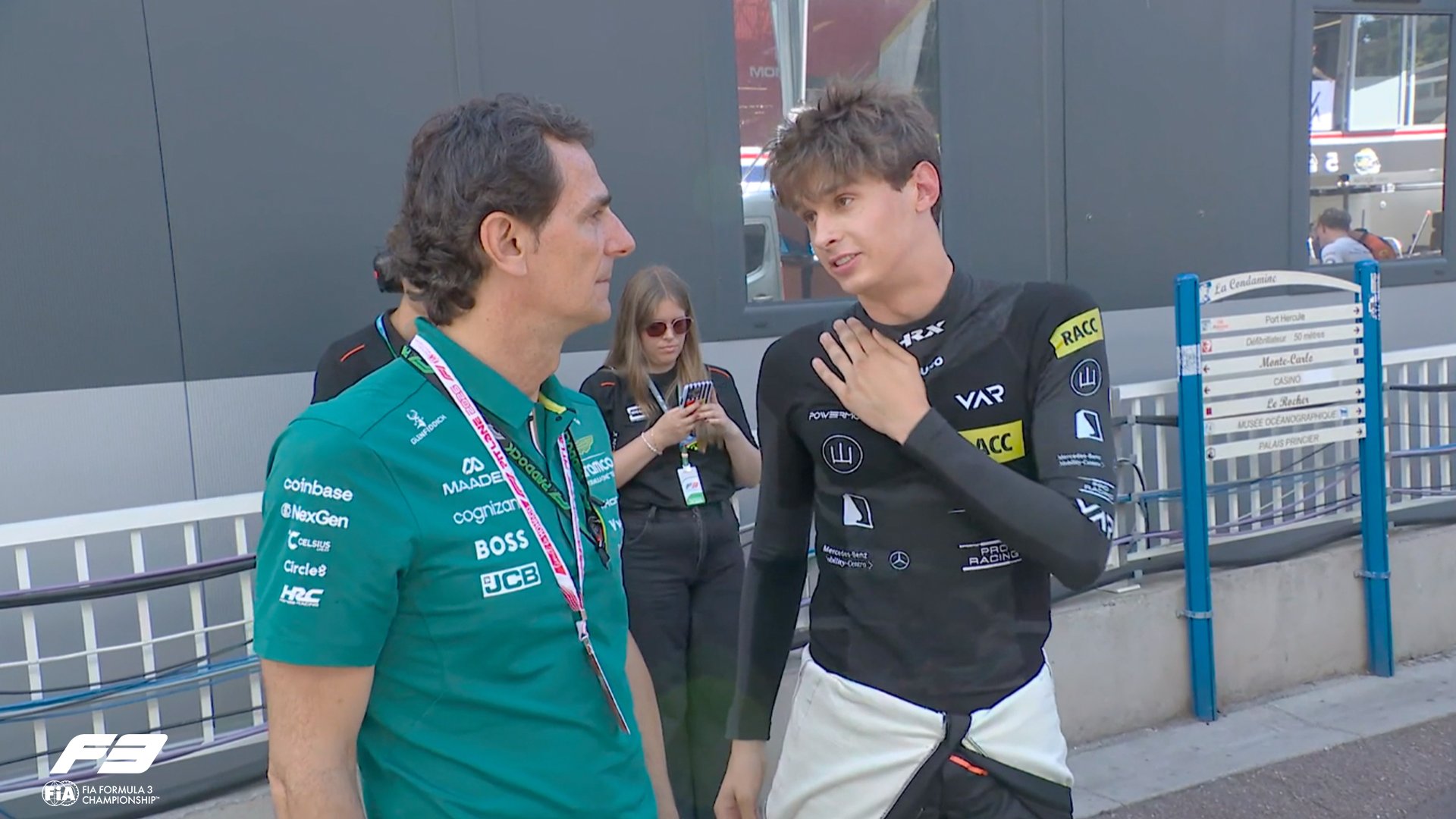 De la Rosa y Del Pino, antes del inicio de la carrera de F3.