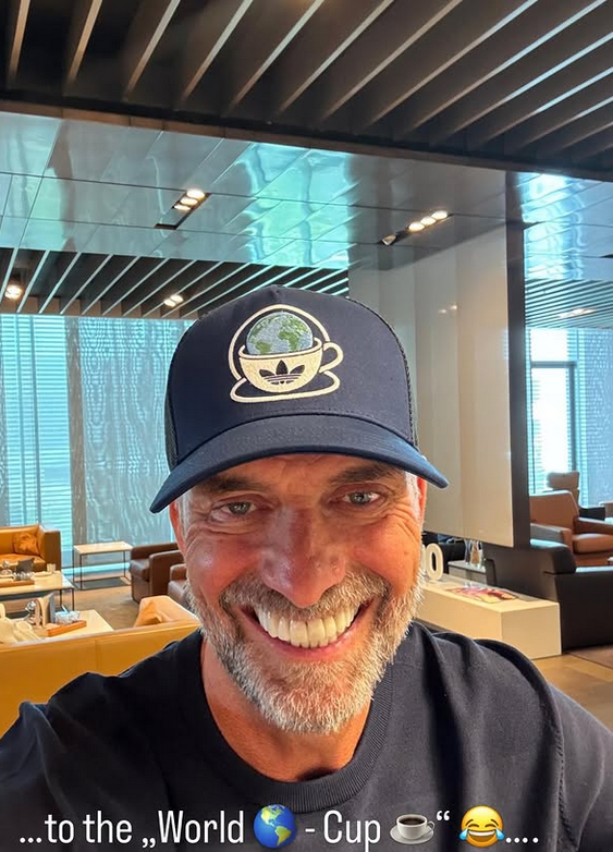 Jürgen Klopp jokes about his future: "Guess where I'm going?"
