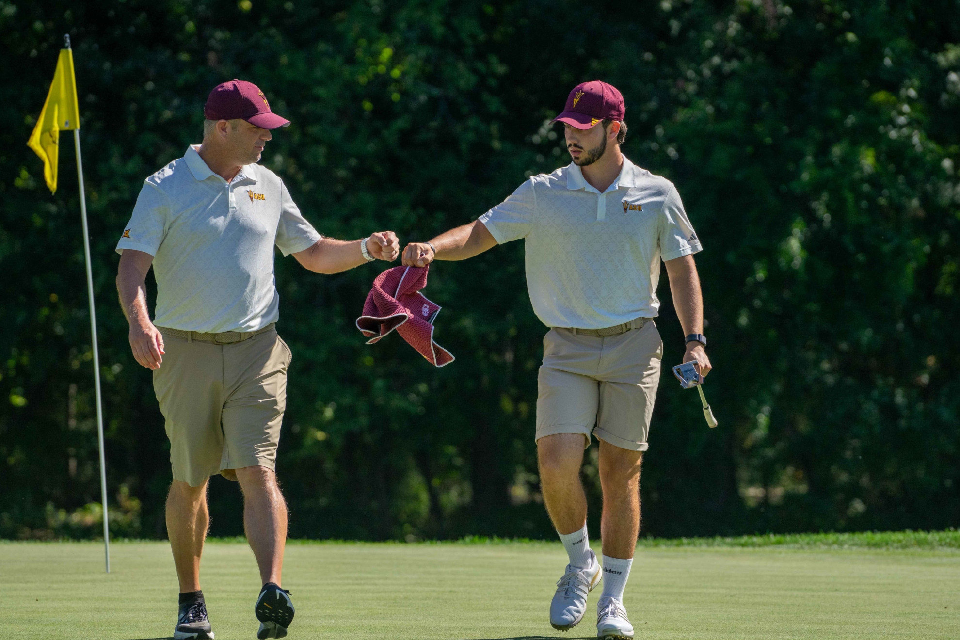 Matthew Thurmond felicita a Josele Ballester en su etapa en Arizona State