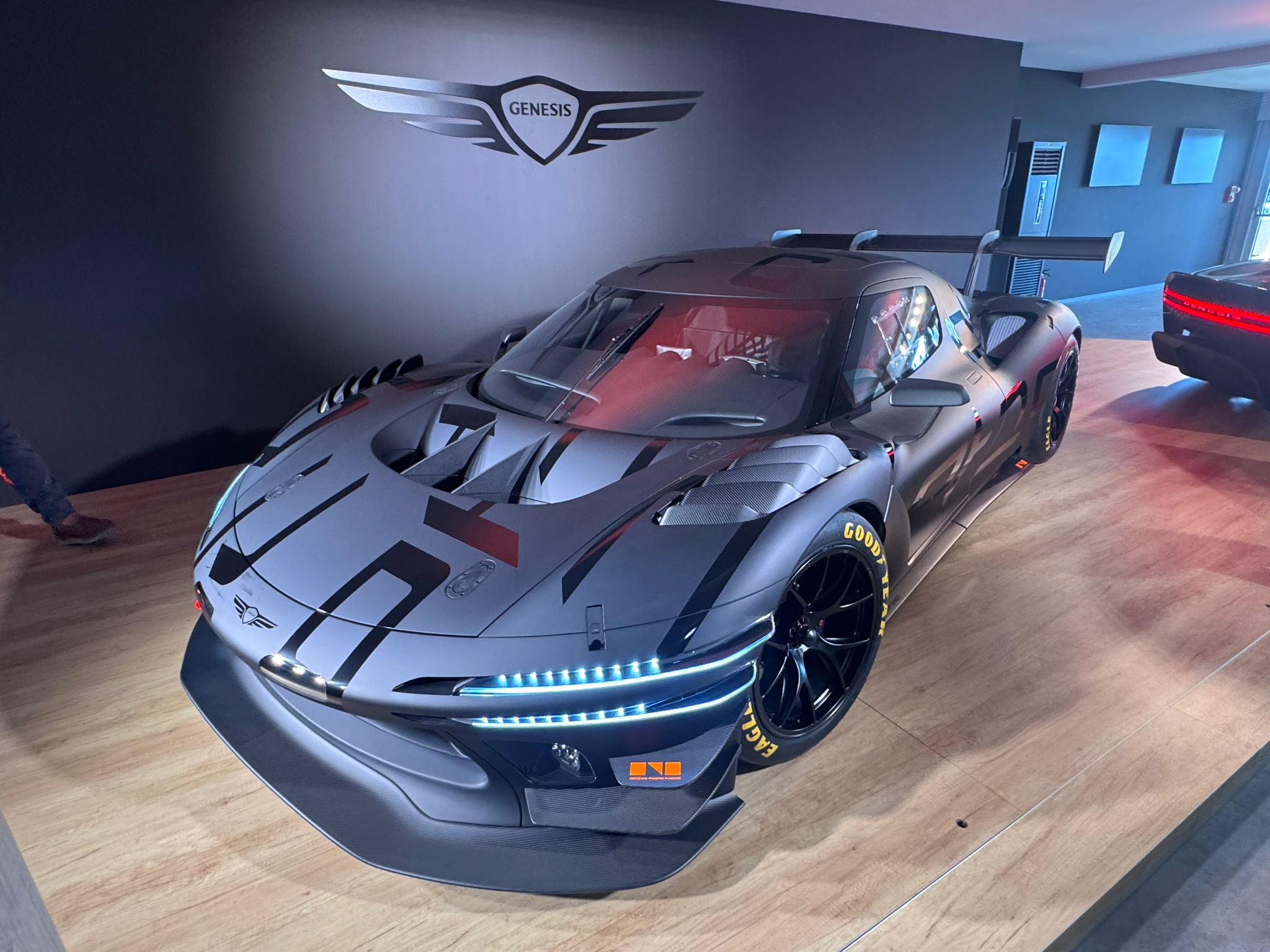 Así lucía el Genesis Magma GT3 Concept en el stand de la marca coreana en Le Mans