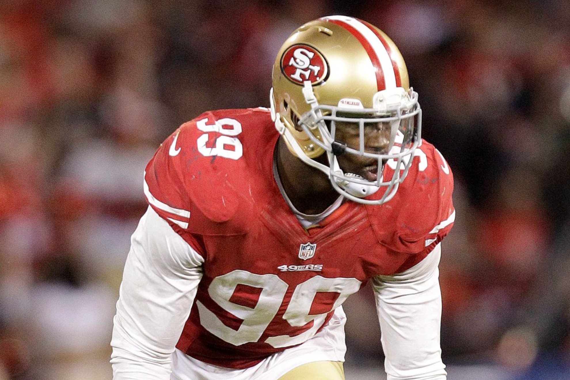 Aldon Smith durante un partido con los 49ers.