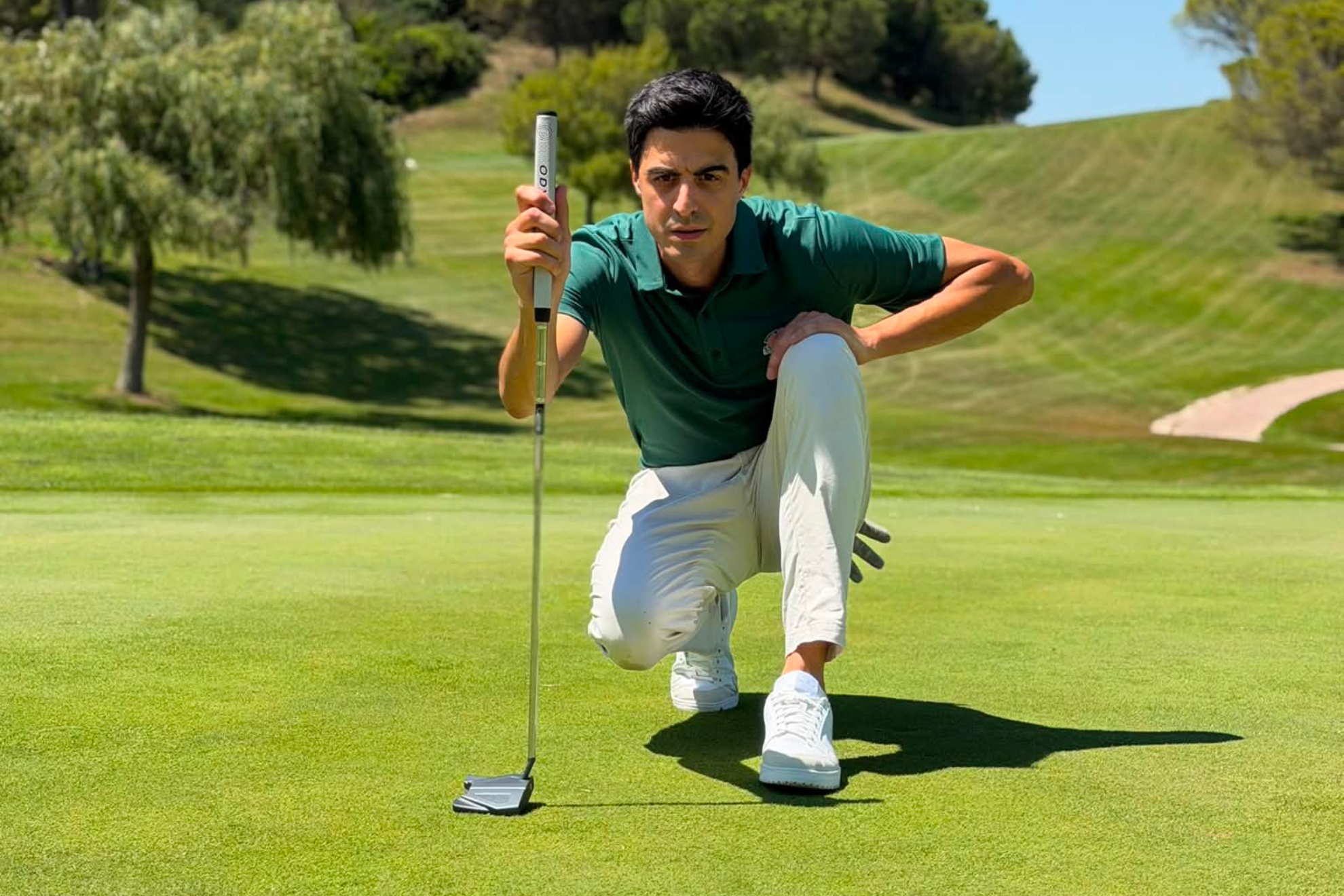 Joel González, campeón olímpico, mundial y europeo de taekwondo, ahora practica golf.