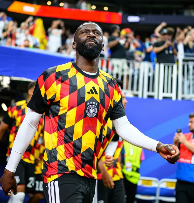 Antonio Rüdiger: "My role is like this, and I accept and respect it."