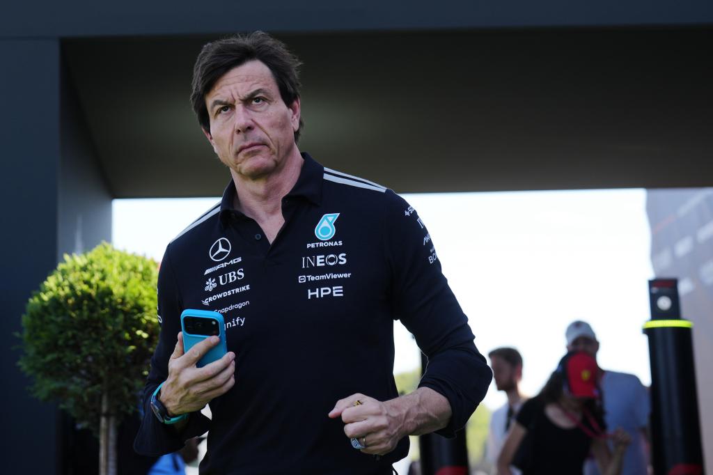 Toto Wolff, ayer en Montmeló. EFE
