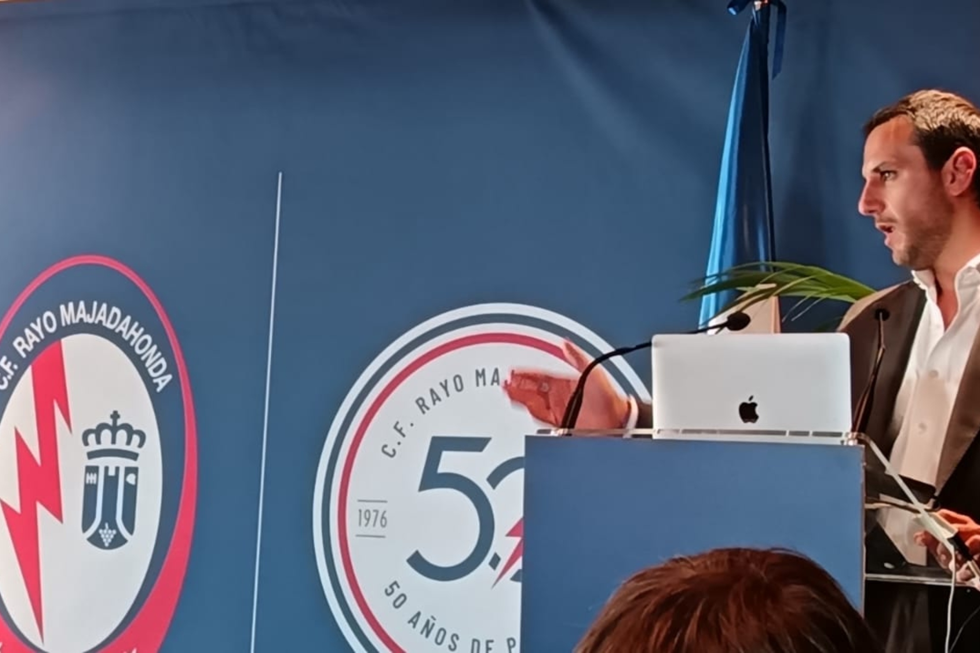 Javier Ruiz Poo, propietario del Rayo Majadahonda, da a conocer futuros proyectos en la gala del 50 aniversario