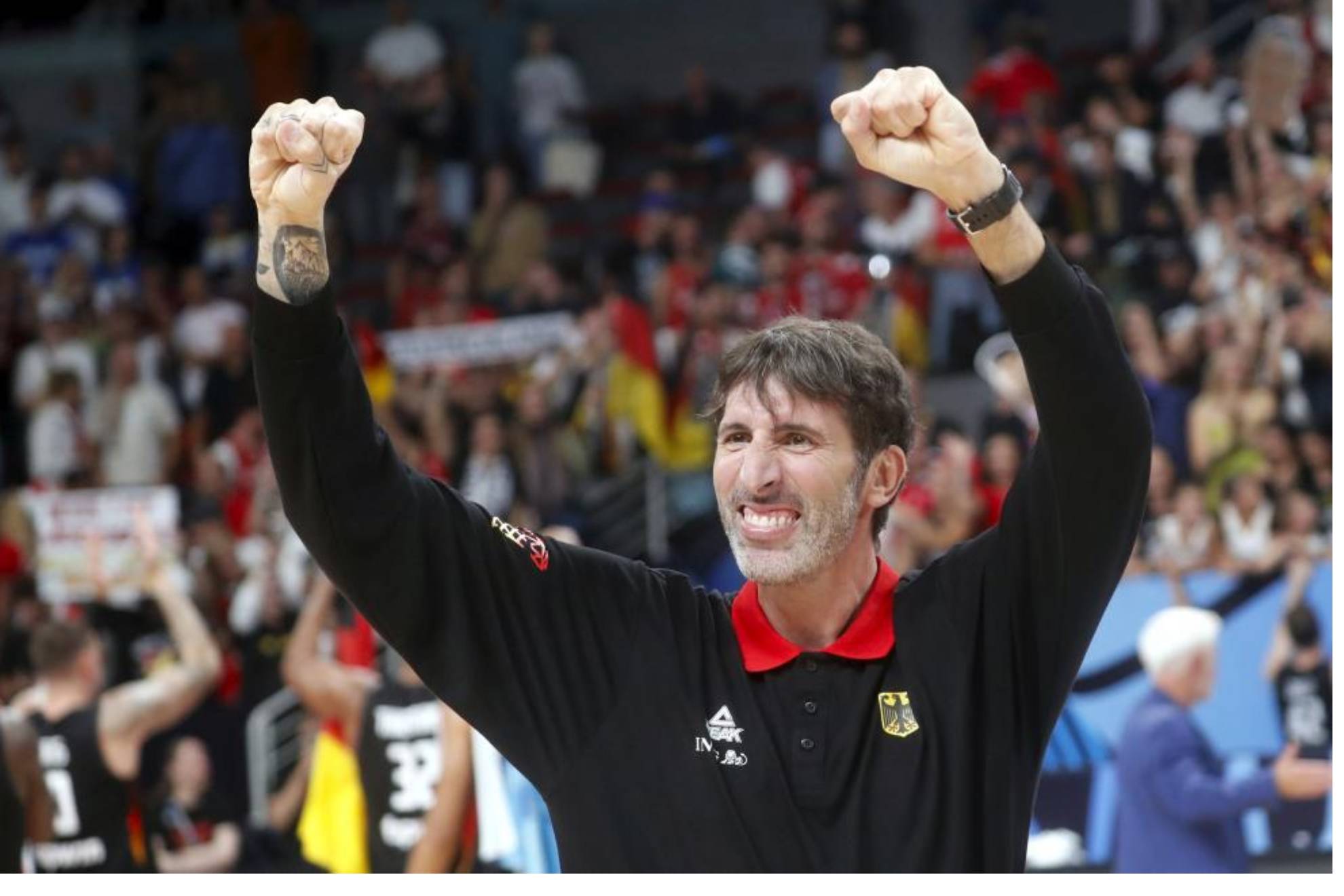 Álex Mumbrú celebra el Eurobasket con la selección de Alemania. FIBA
