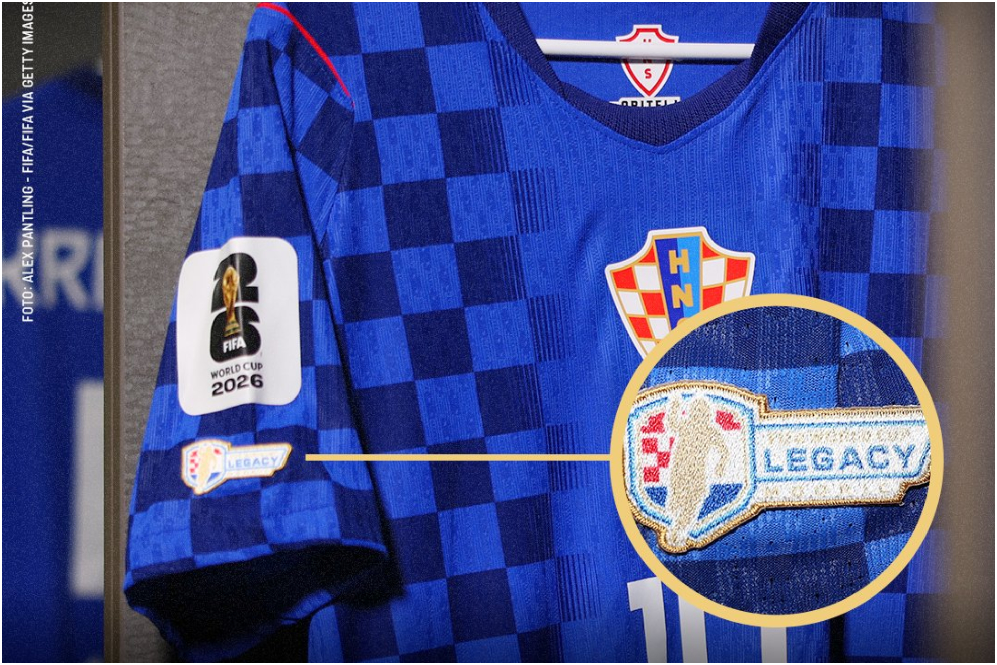 The 'Legend' patch on Modric's shirt.