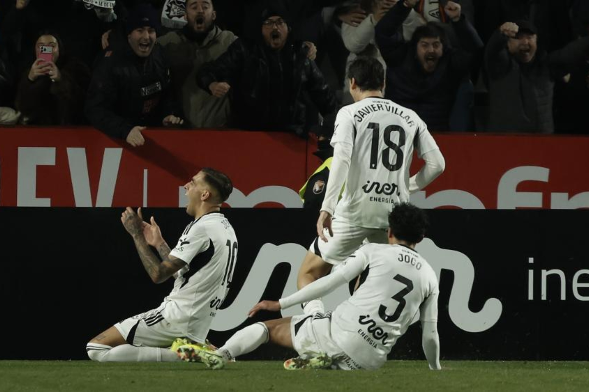 Jefté celebra el tanto que marcó ante el Real Madrid en la Copa del Rey. ÁNGEL RIVERO
