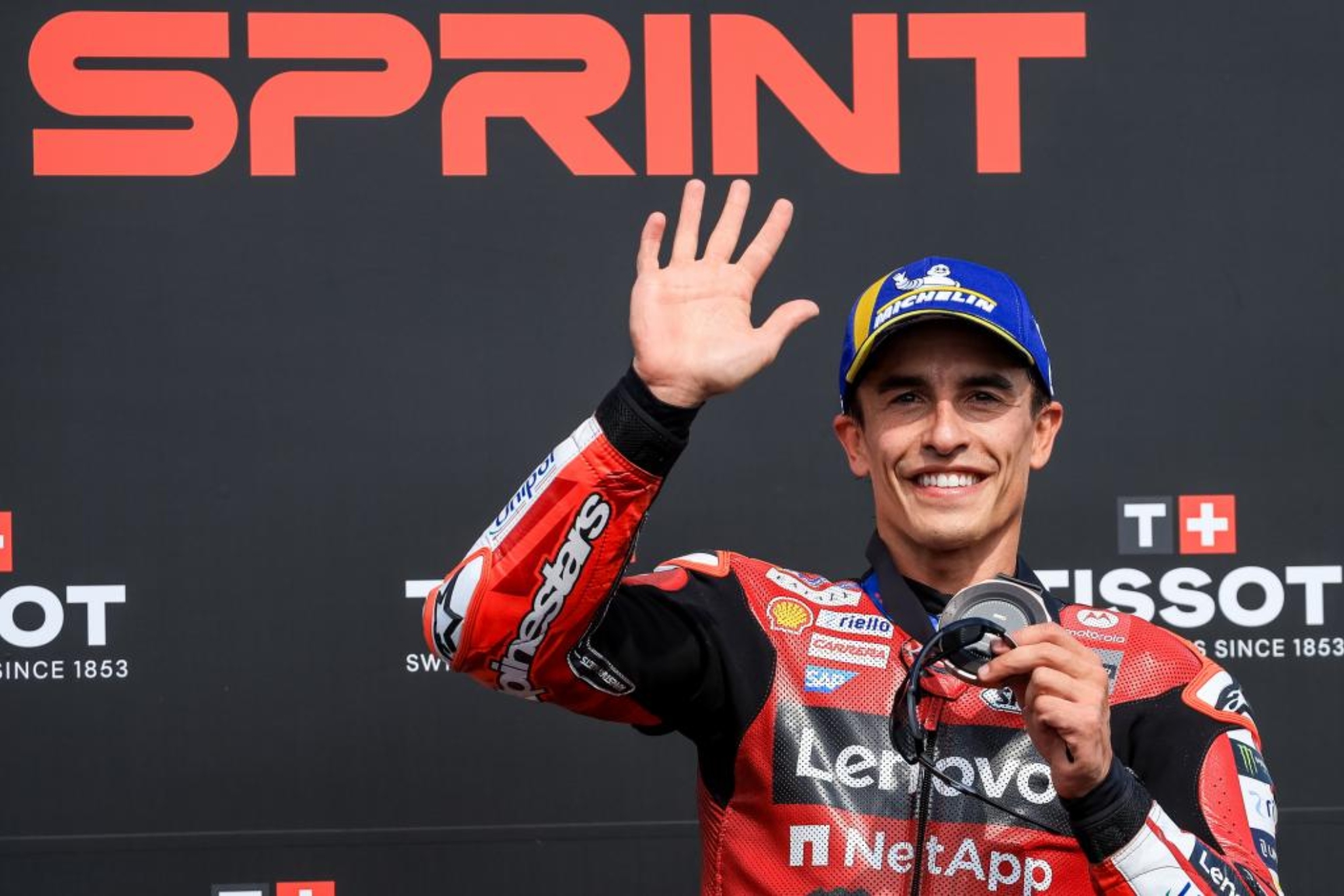Marc Márquez, en el podio del Sprint de Brno. EFE
