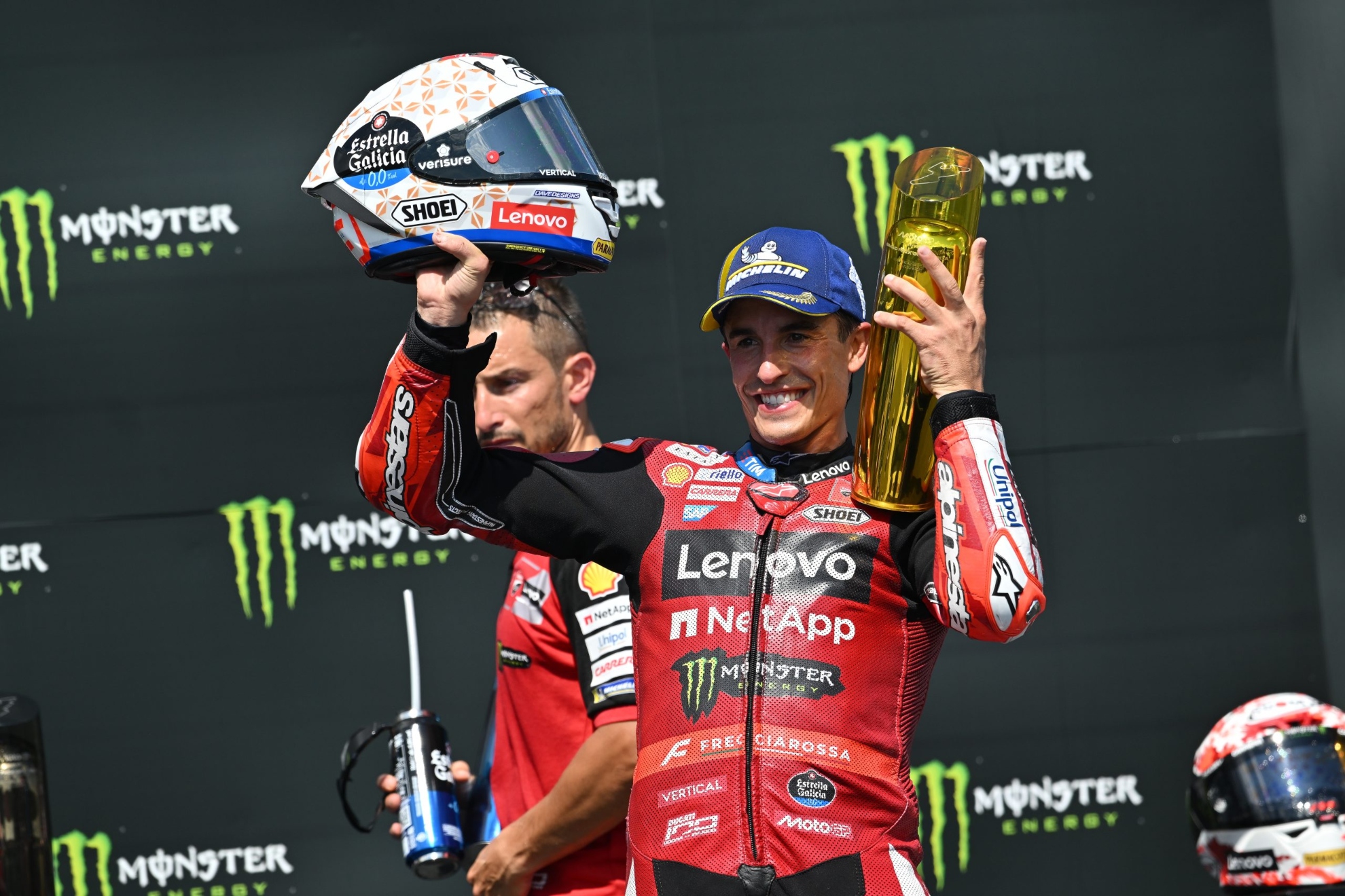 Marc Márquez, en el podio de Brno.