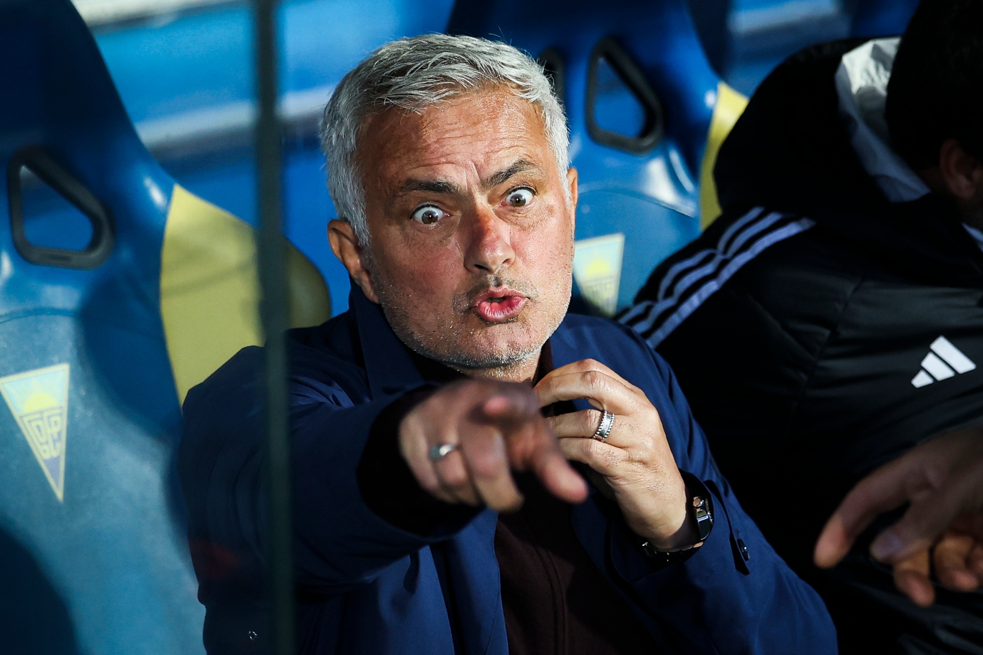 Mourinho, during a match with Benfica.