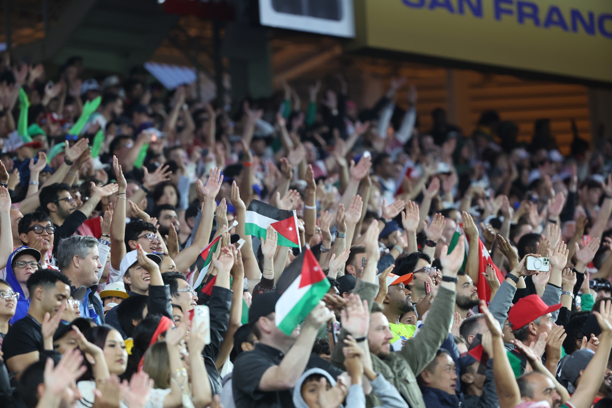 Aficionados de Jordania en el encuentro ante Argelia
