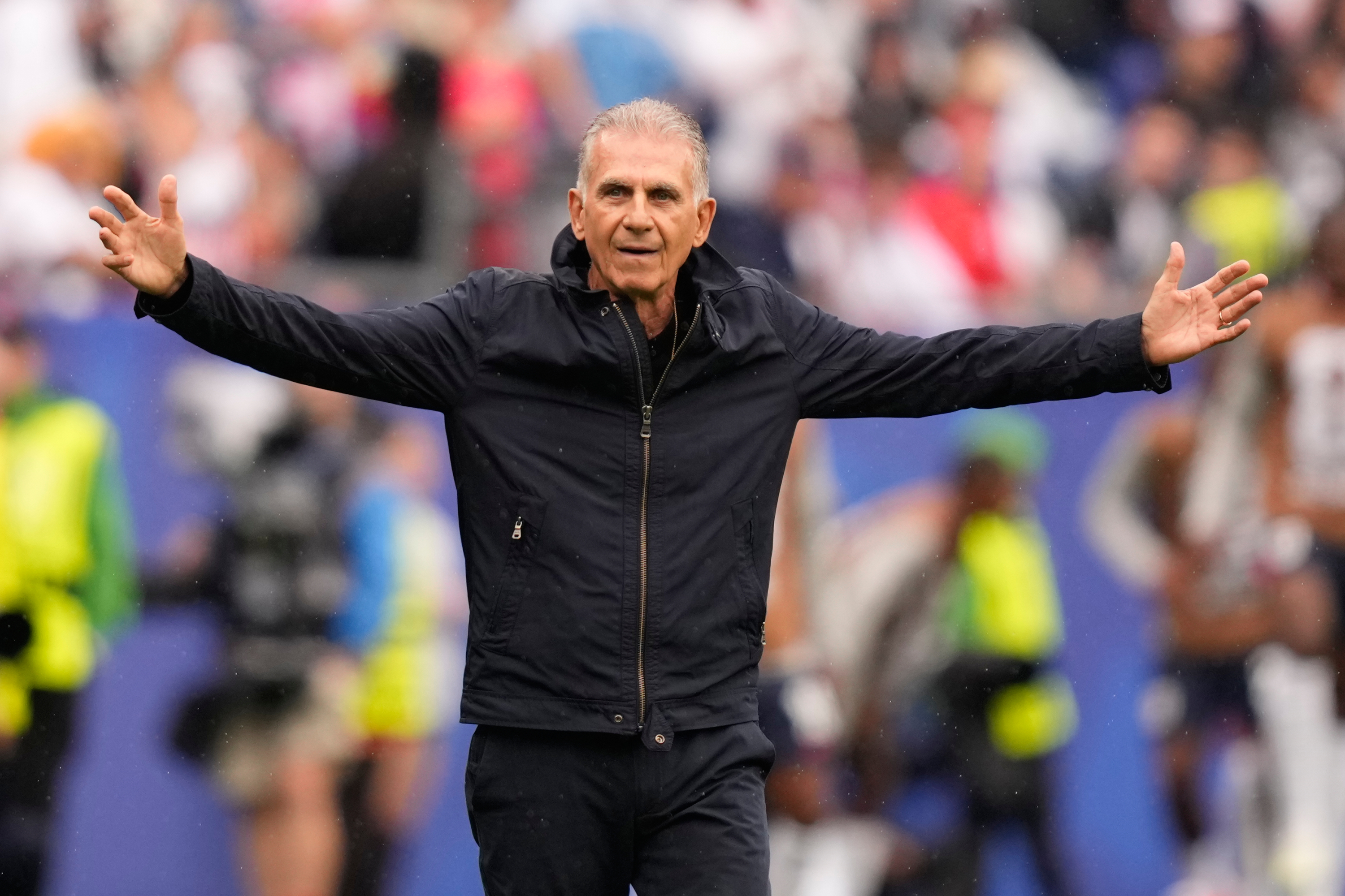 Carlos Queiroz acusa a Bellingham de lenguaje obsceno: "Reaccionó mal e insultó"