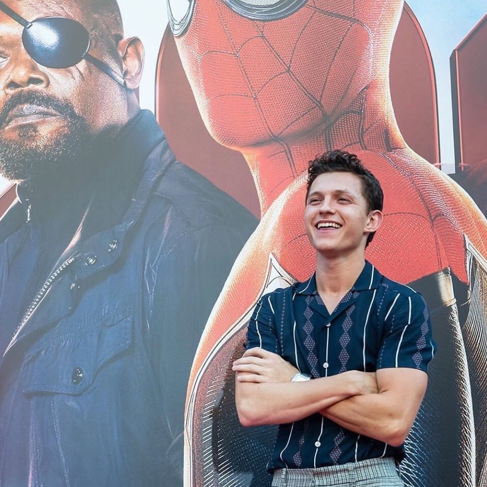 Tom Holland en una imagen promocional de Spider-Man