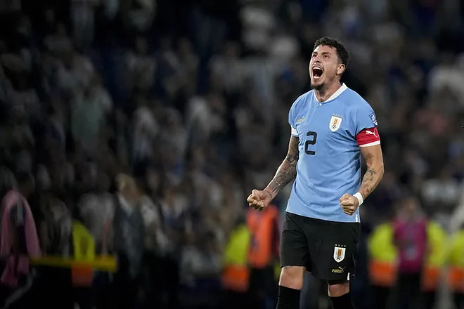 José María Giménez con Uruguay MARCA
