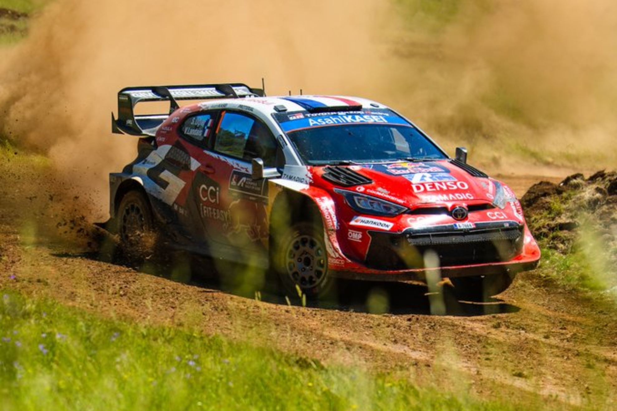 Ogier aprieta el WRC WRC