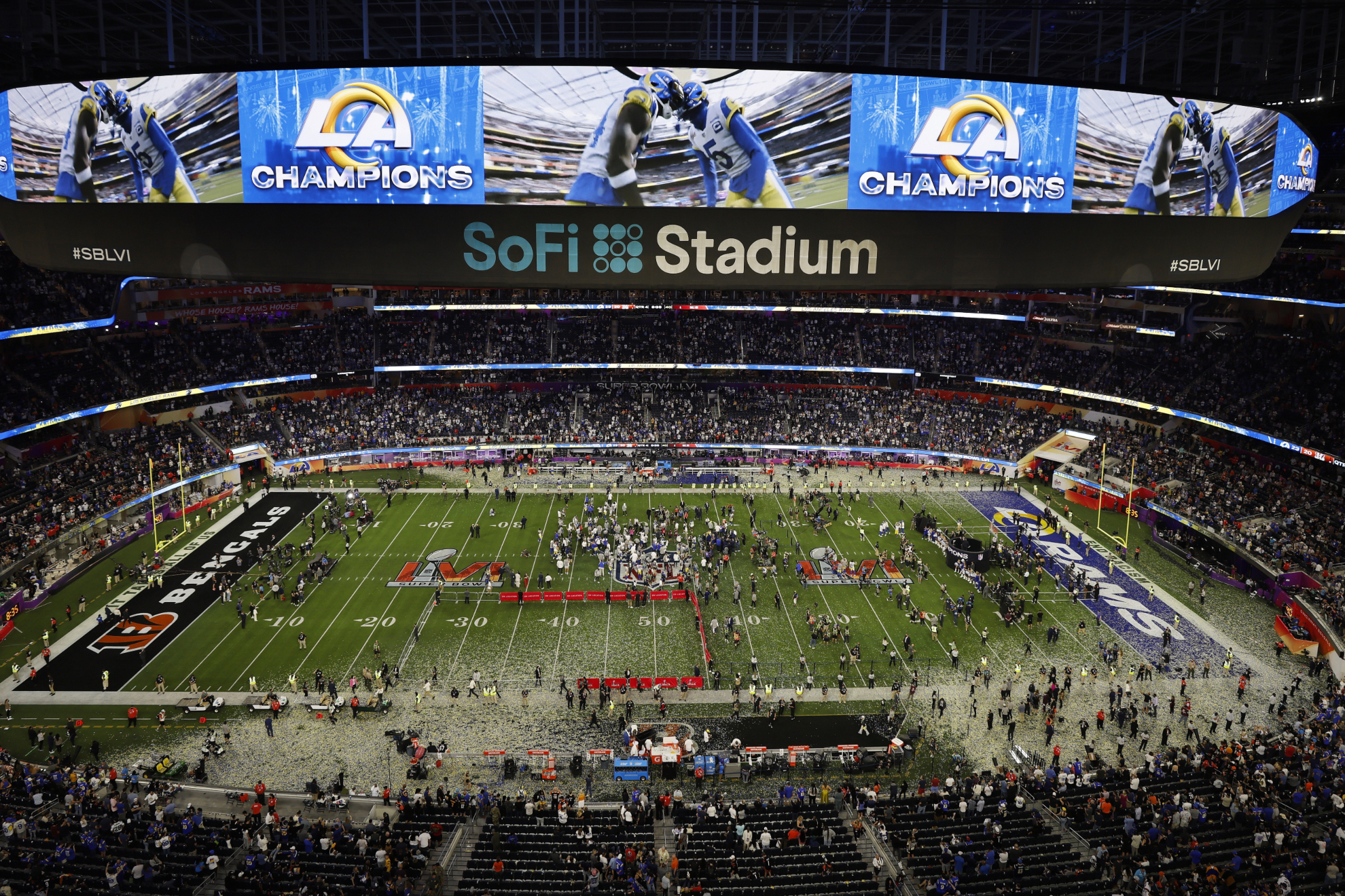 El SoFi Stadium, durante un partido de la NFL.