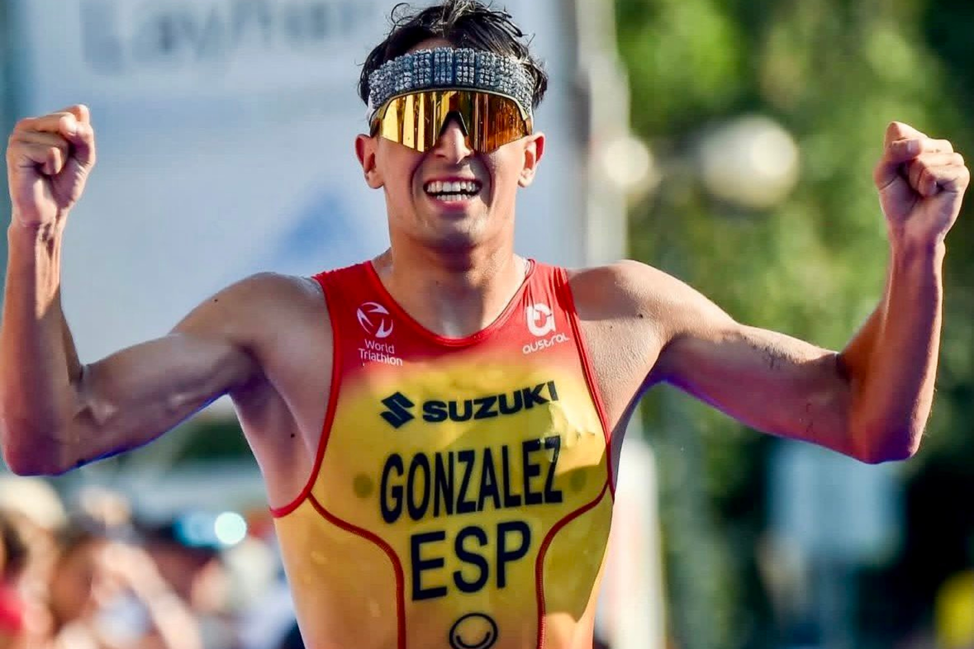 Pelayo González celebra su tercer puesto. FETRI