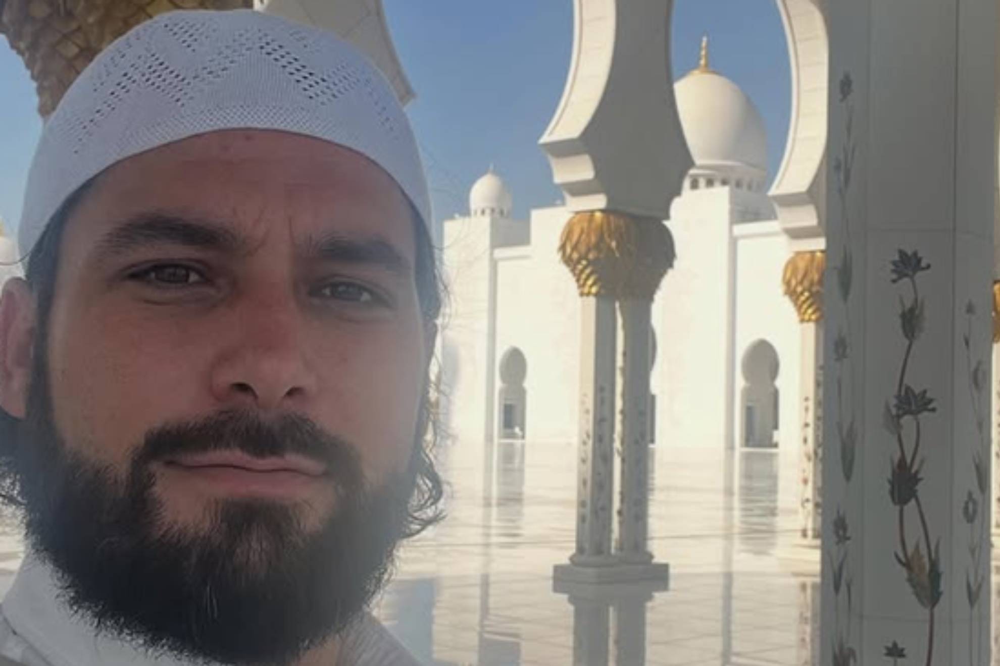 Jota Peleteiro inculca la fe islámica a sus hijos: "Llevarán esta tradición mucho más allá de mi tiempo"