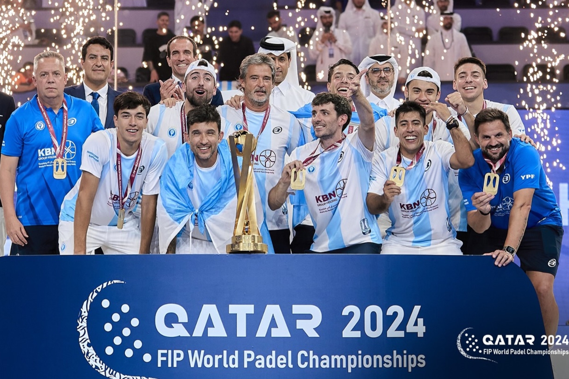 Argentina celebra el Mundial masculino logrado en 2024.