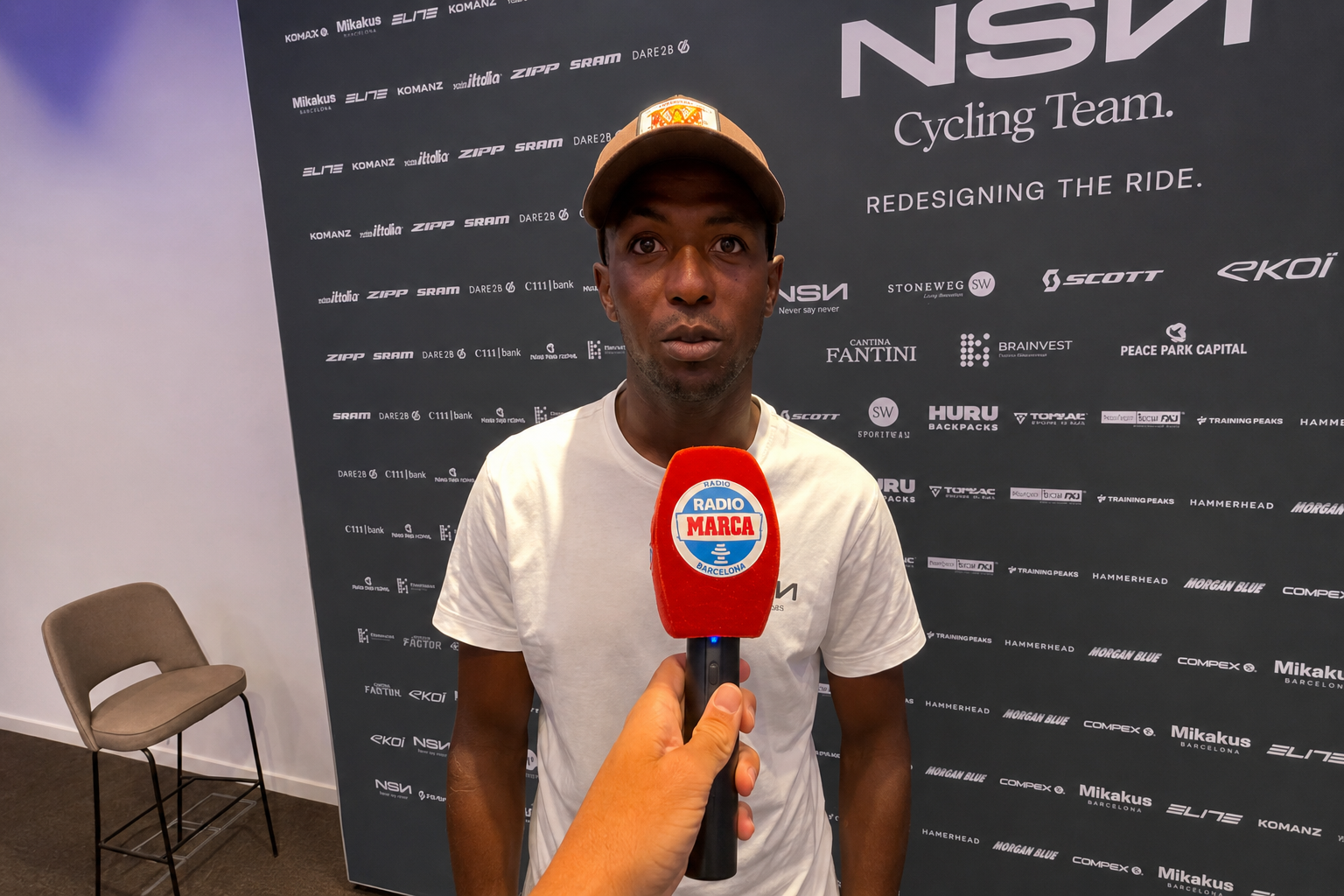 Girmay, con MARCA en Barcelona.